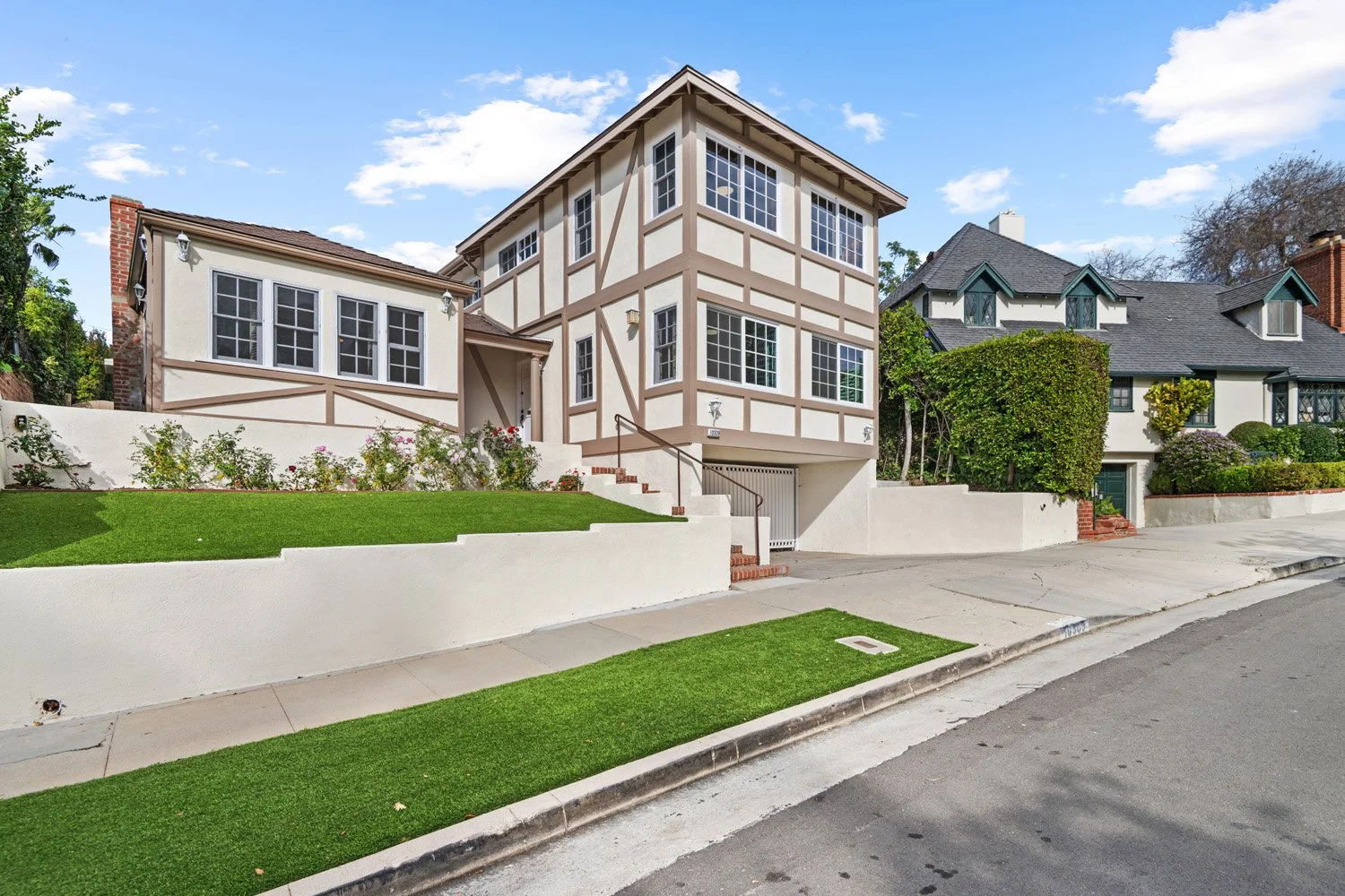 10309 La Grange Ave 3.jpg