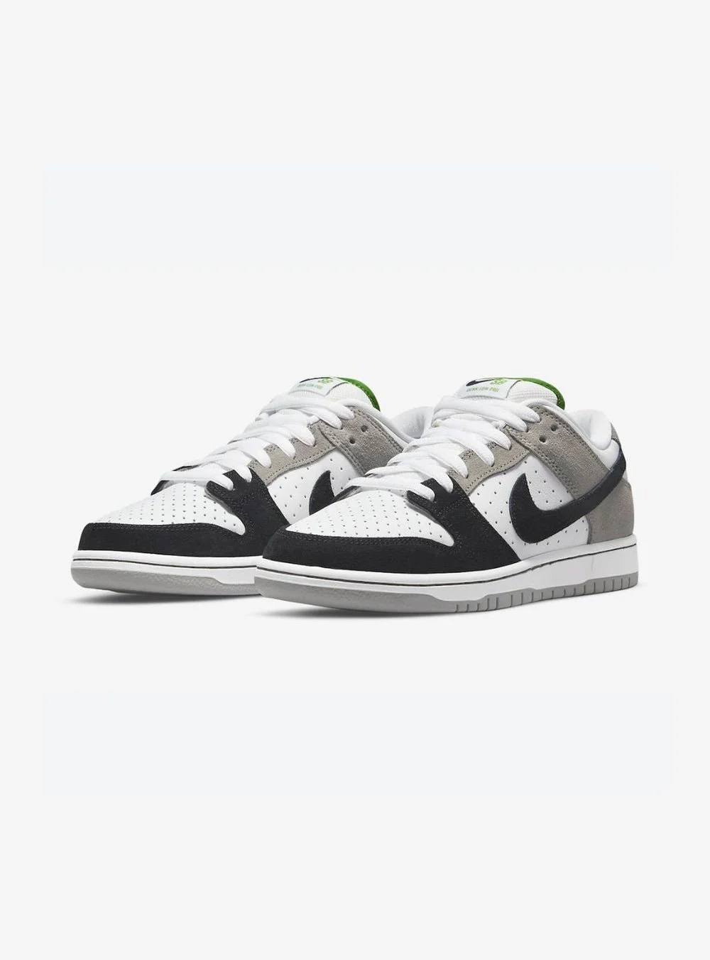 NIKE SB DUNK LOW CHLOROPHYLL