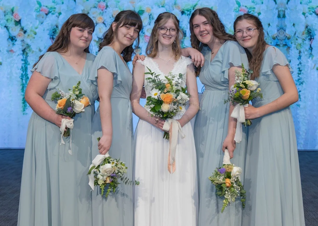 Bride and Bridesmaids Flowers.jpg