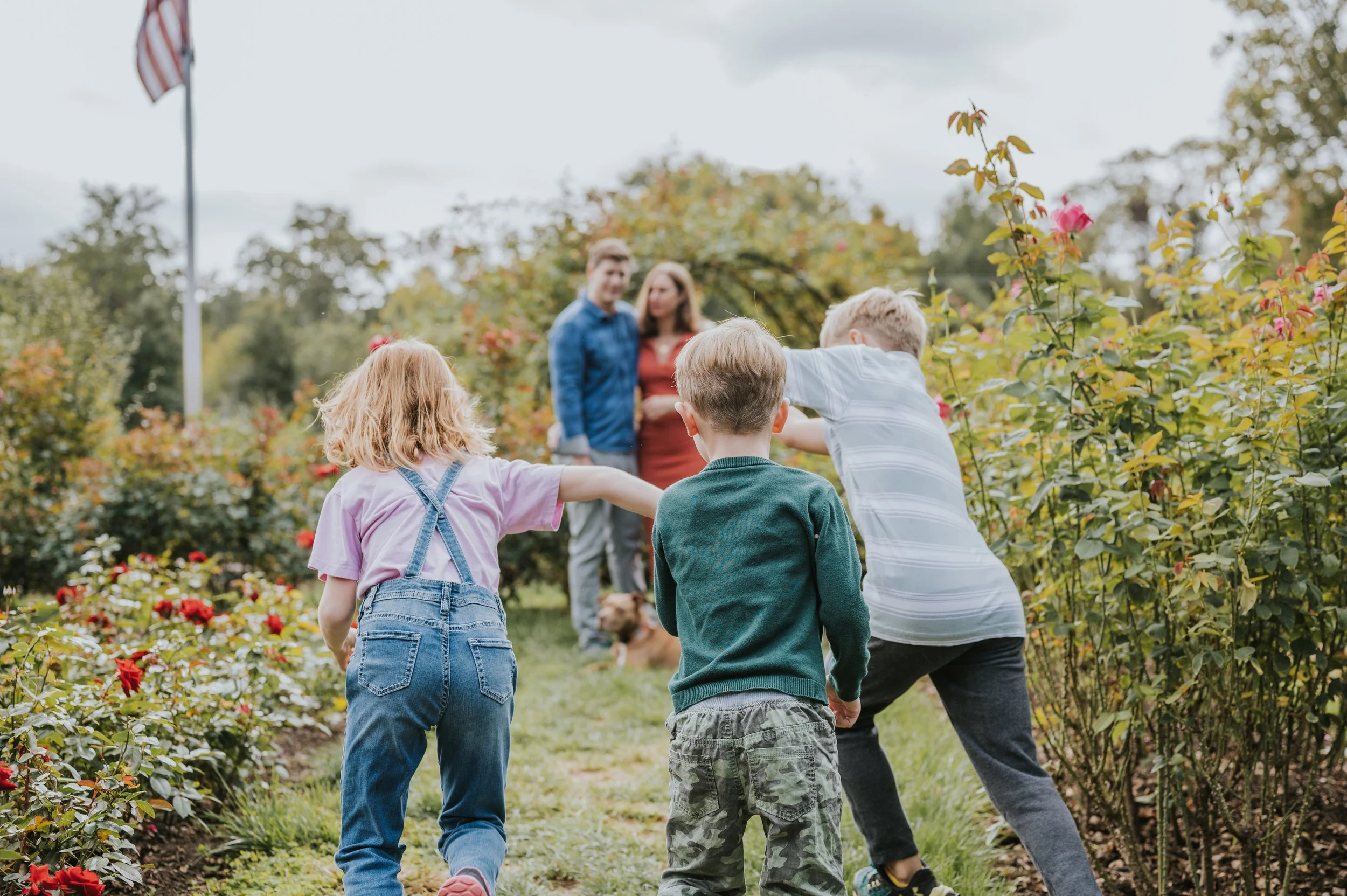 Family photography at Bon Air Rose Garden in Arlington, VA
