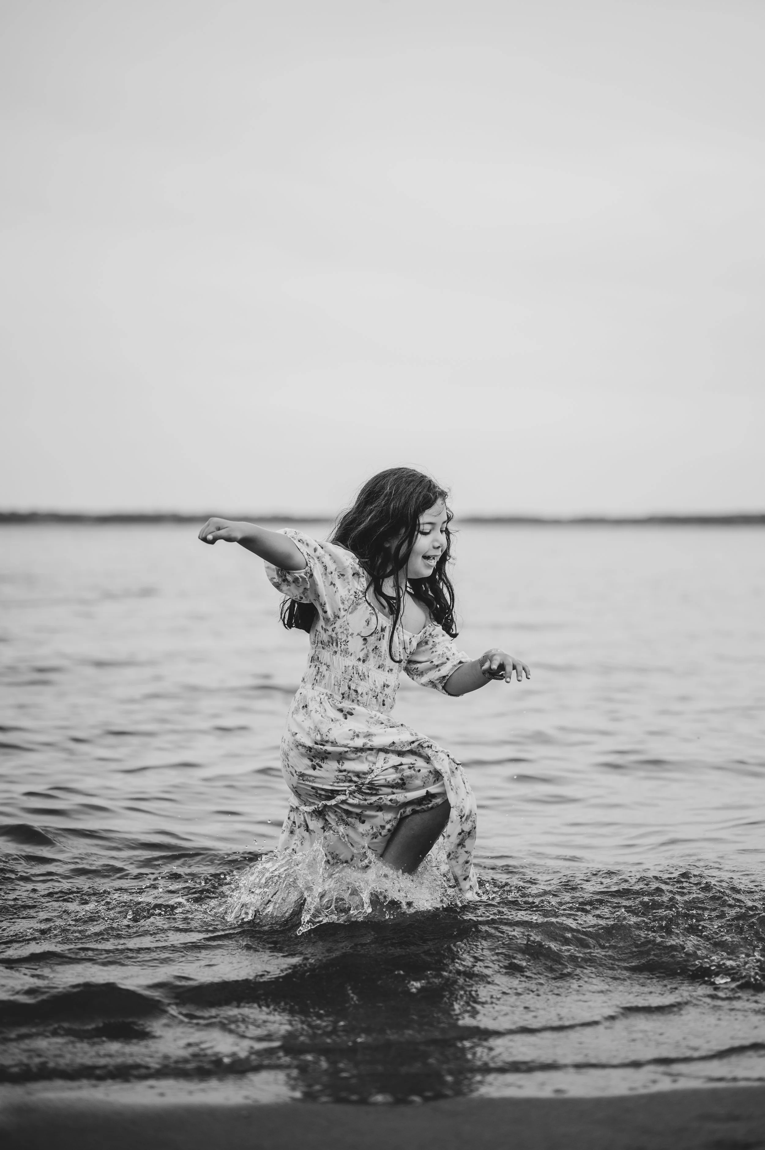 Family photography at Leesylvania Park in Woodbridge, VA.