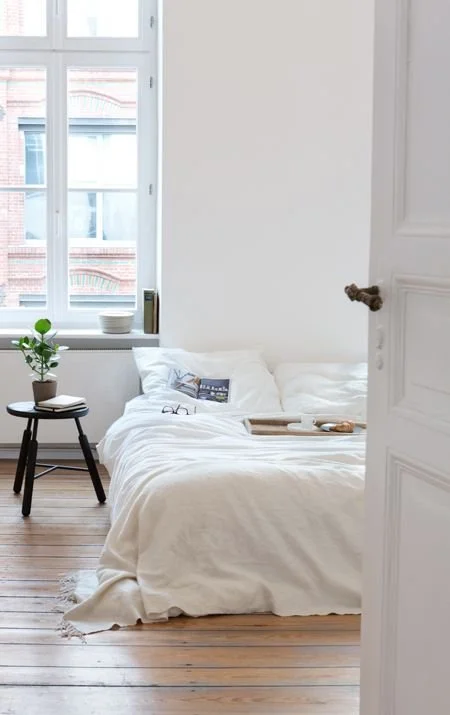 How to Keep Your Bedroom Organized