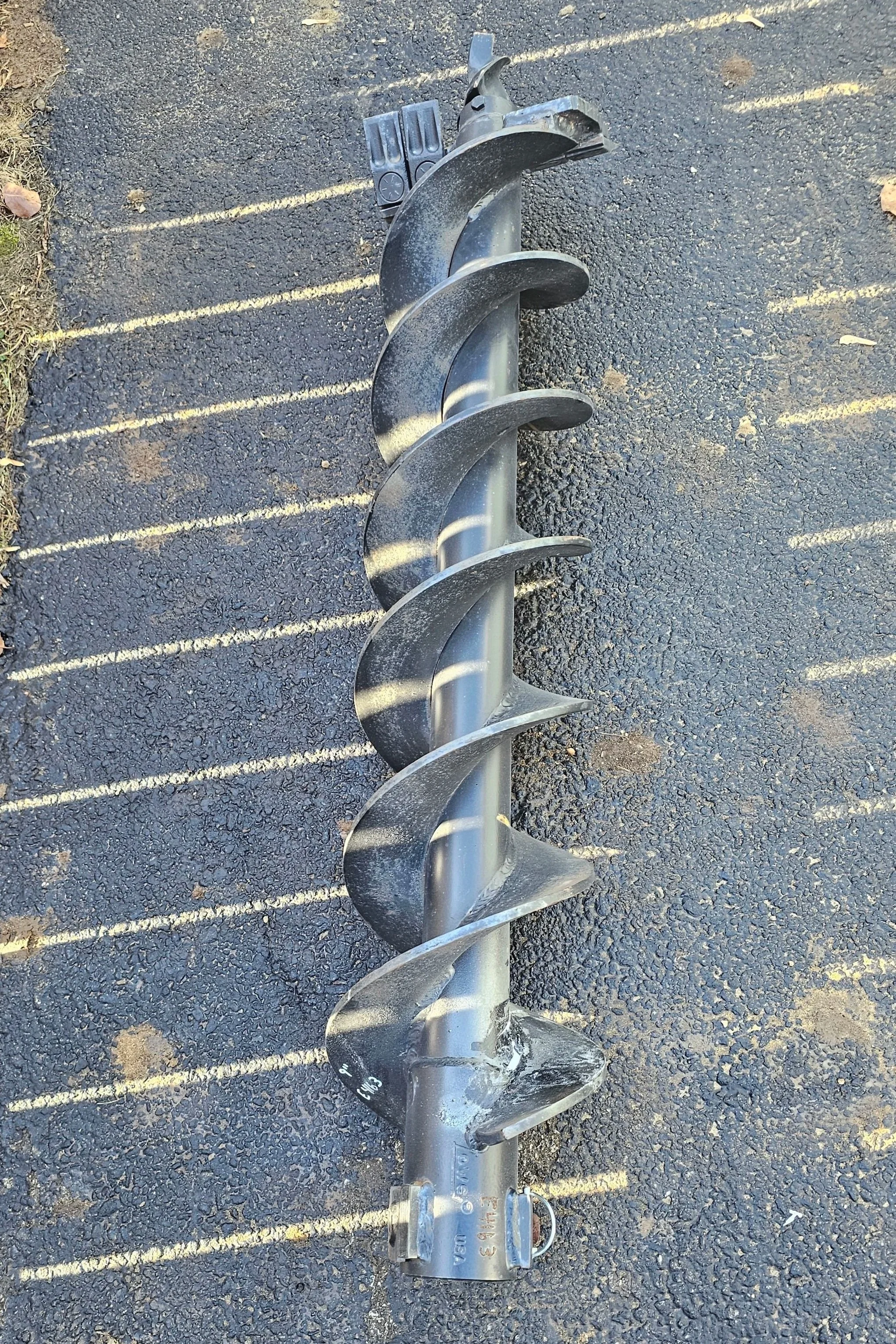 Lowe 2-9/16 drive, 9 inch Auger Bit