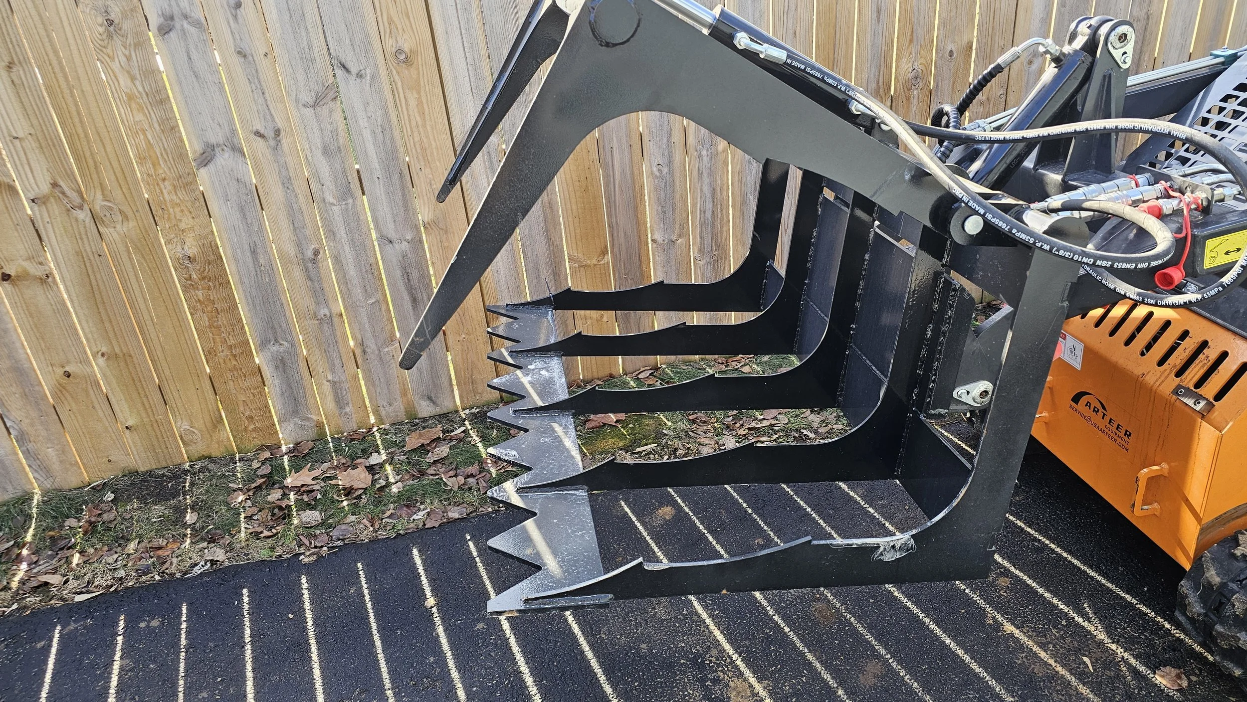 44 inch Mini Skid Steer Skeletonized Grapple
