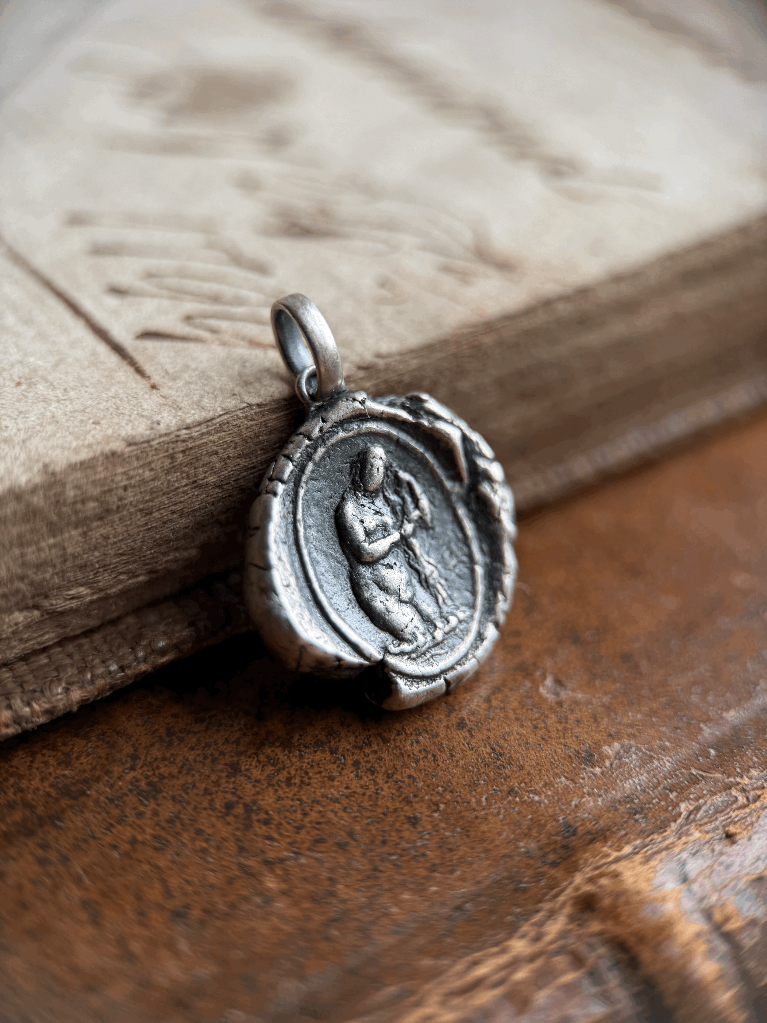 Classical Bathing Lady & fern Charm in Sterling Silver