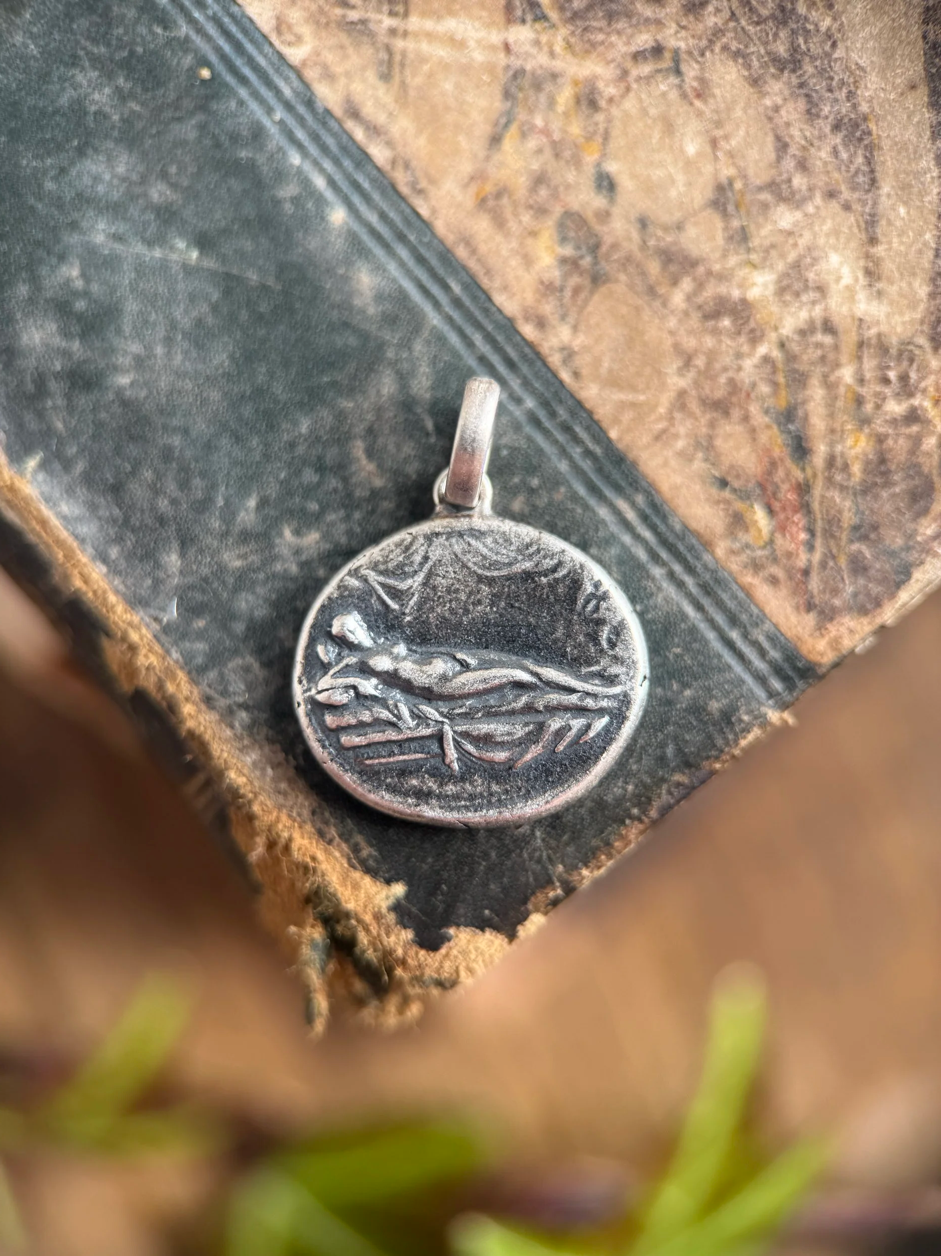 Classical Lady & Fern Leaf Charm in Sterling Silver