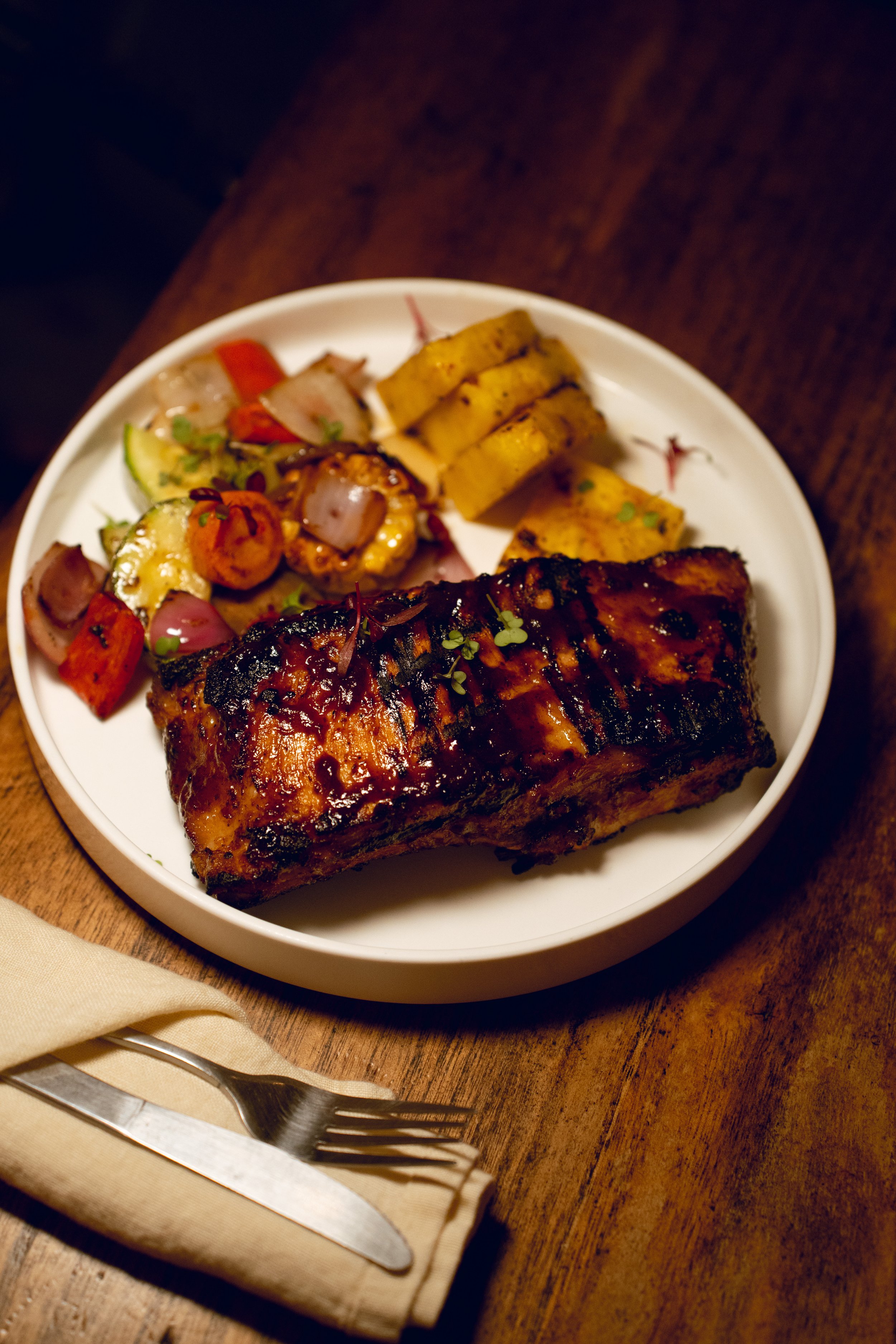 Lola Restaurant-02064.jpg