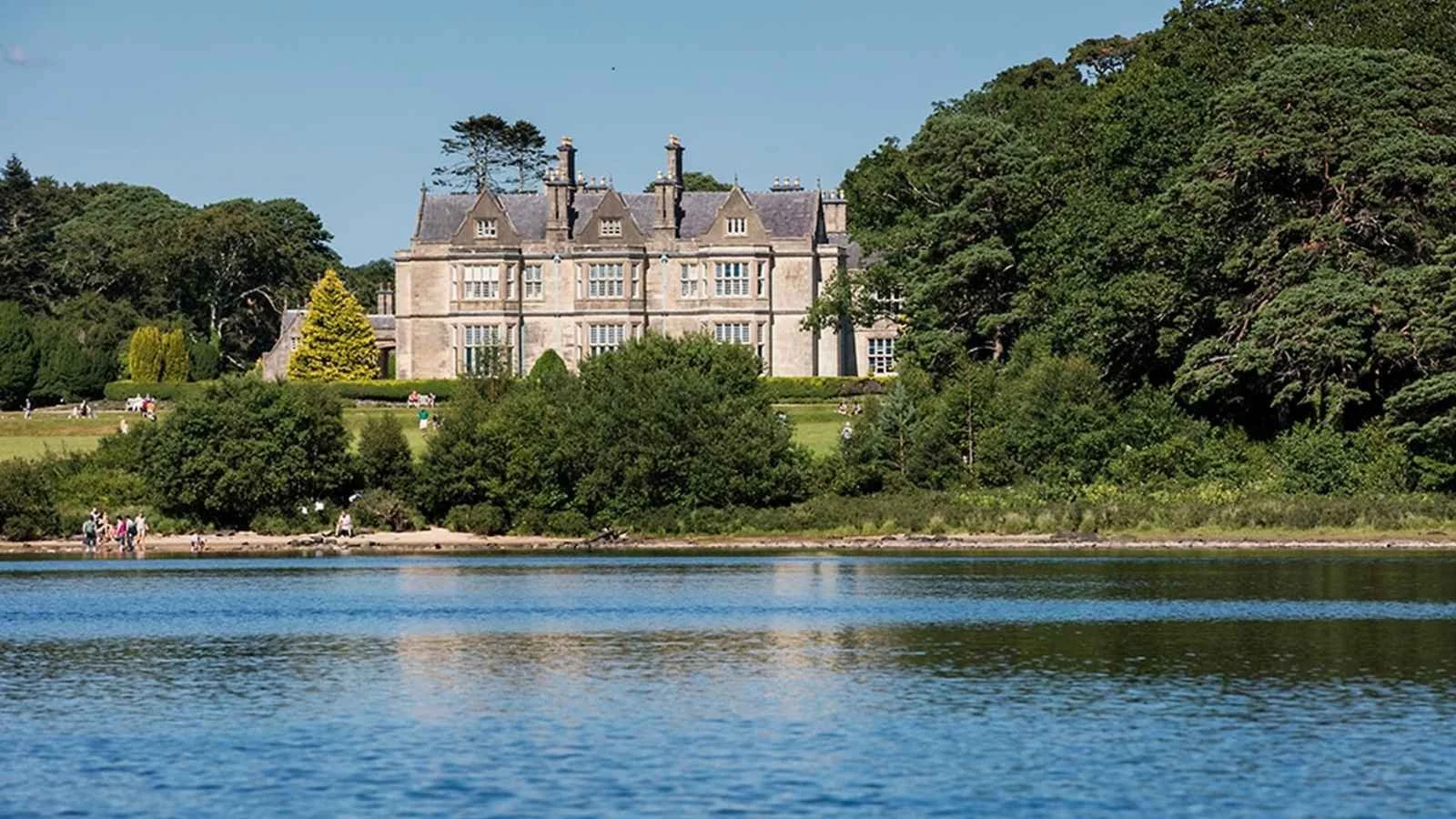 Muckross House is a beautiful Victorian mansion overlooking the Lakes of Killarney in Killarney National Park, surrounded by gardens and woodland.