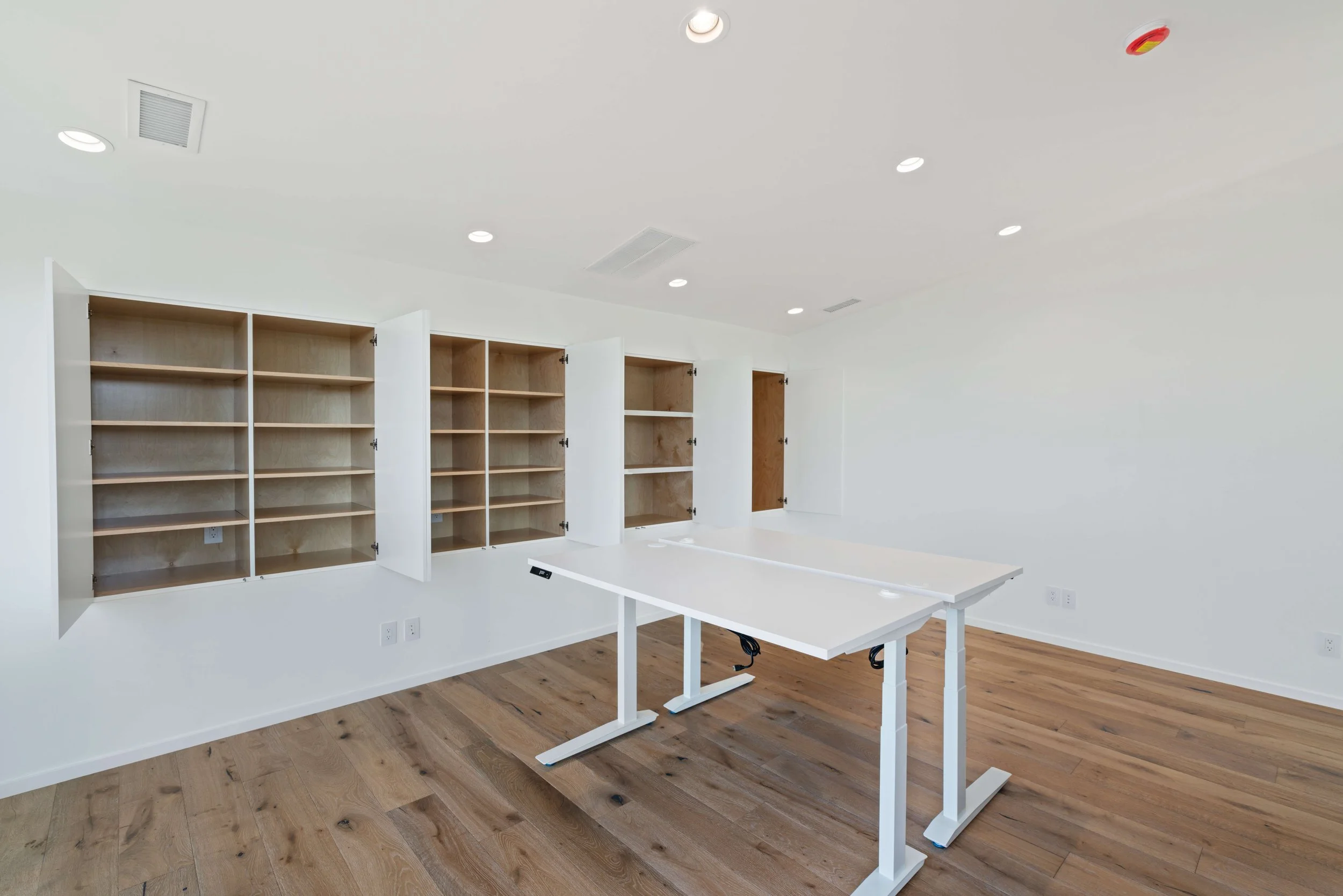 Bue-Braun-Studio-04 Custom Shop Camas, WA (7).jpg