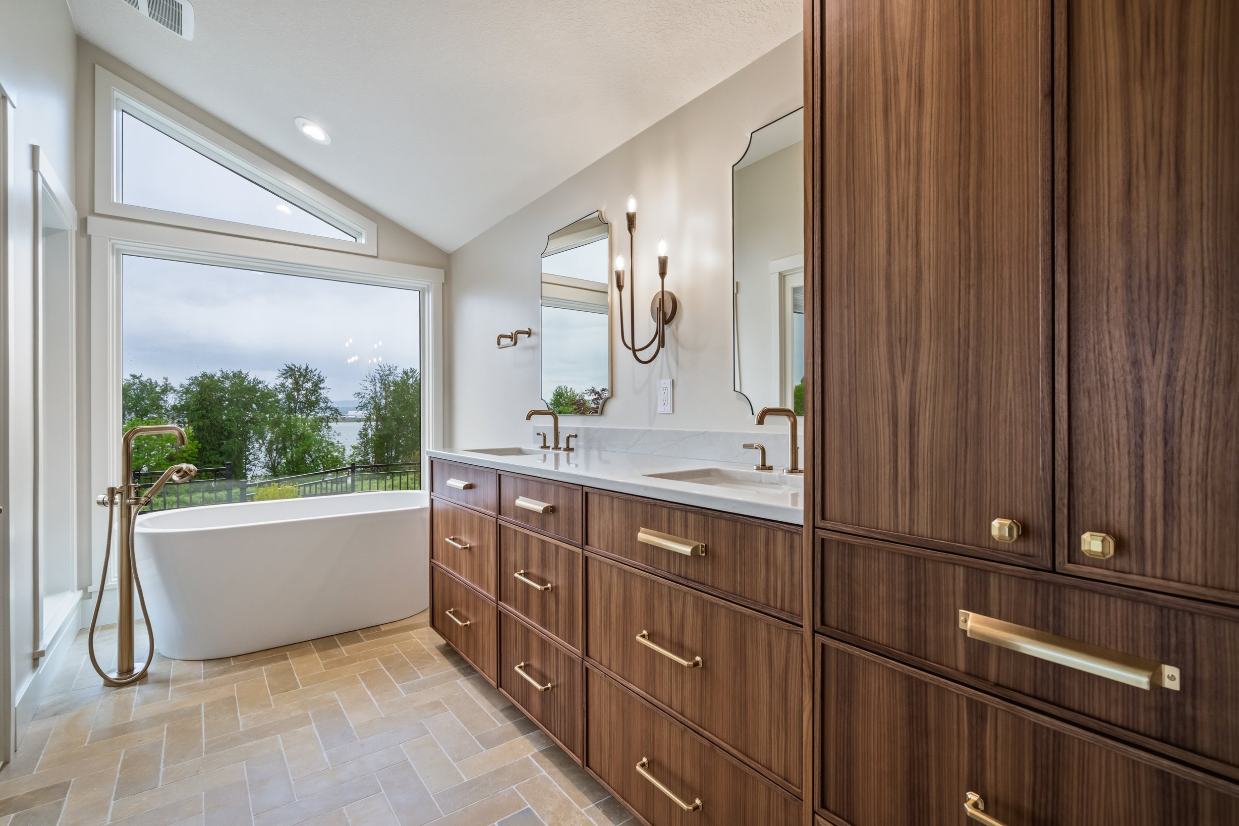 evergreen-highway-renovation-vancouver-wa-06-primary-bath-dual-vanity-river-view.jpg
