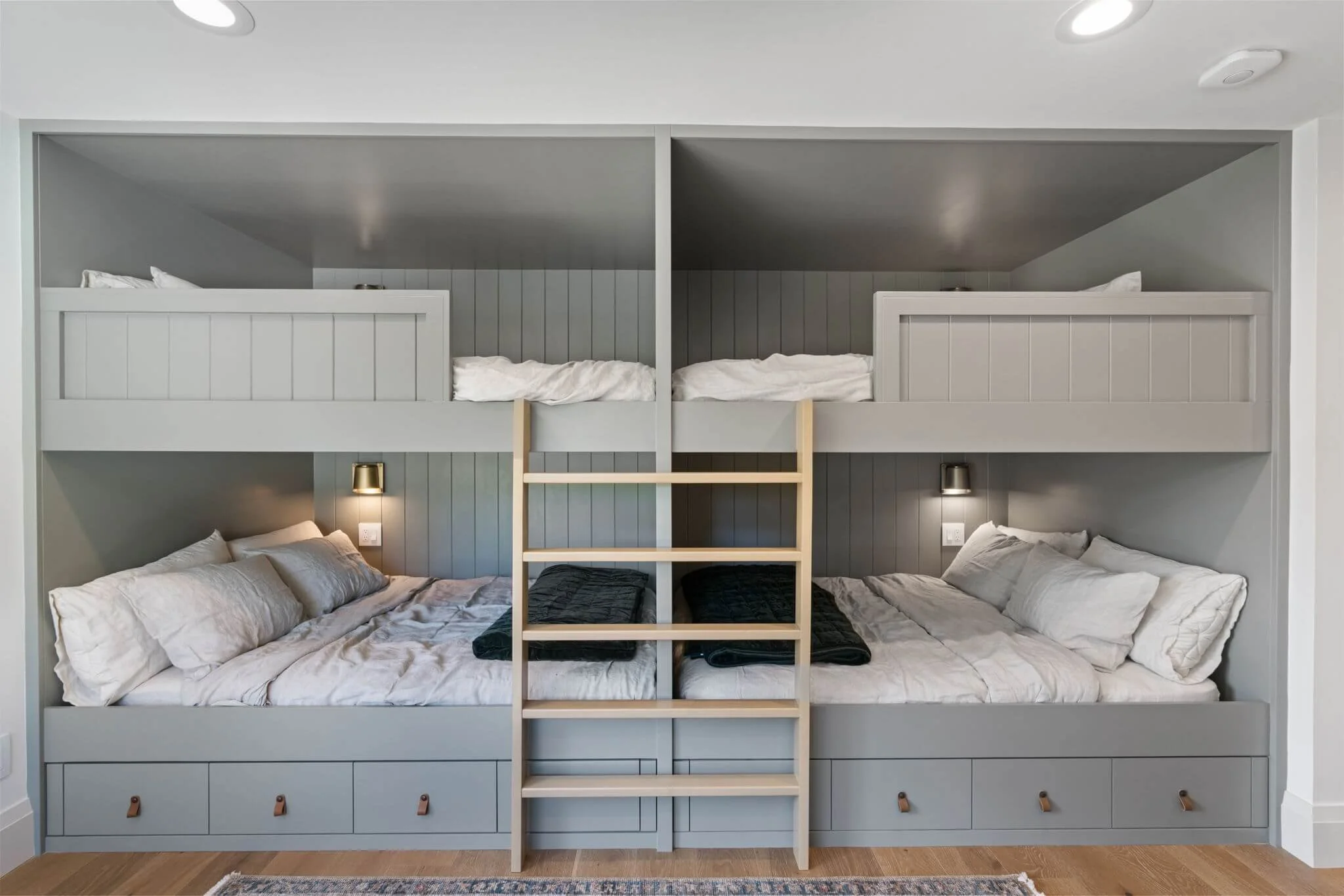 Spiller-Stairwell-02 - Battle Ground Home Additions (26).jpg