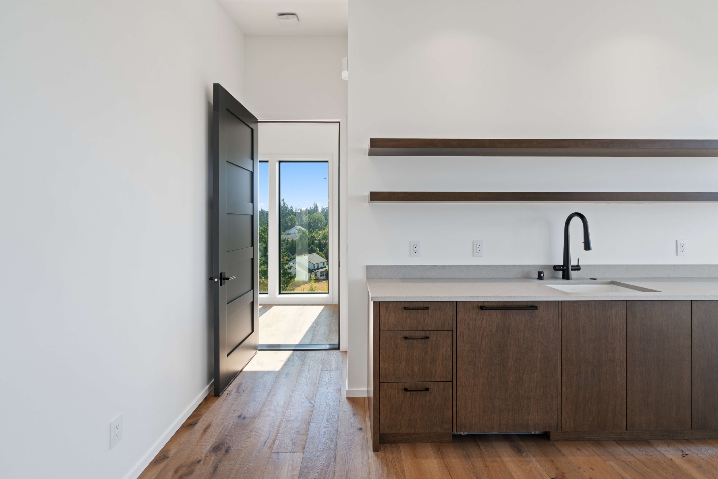 Bue-Braun-Studio-04 Custom Shop Camas, WA (8).jpg