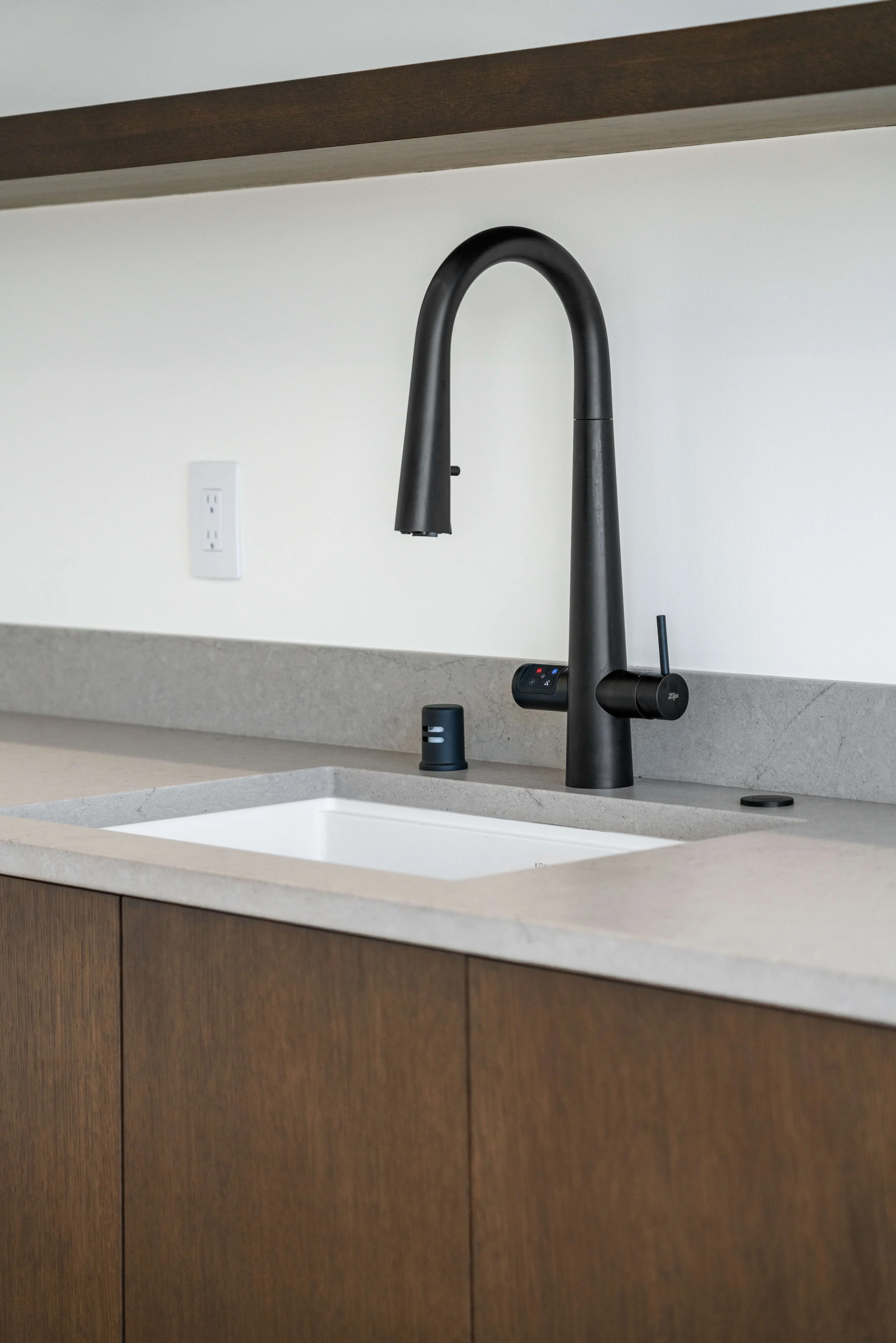 Bue-Braun-Studio-04 Custom Shop Camas, WA (1).jpg