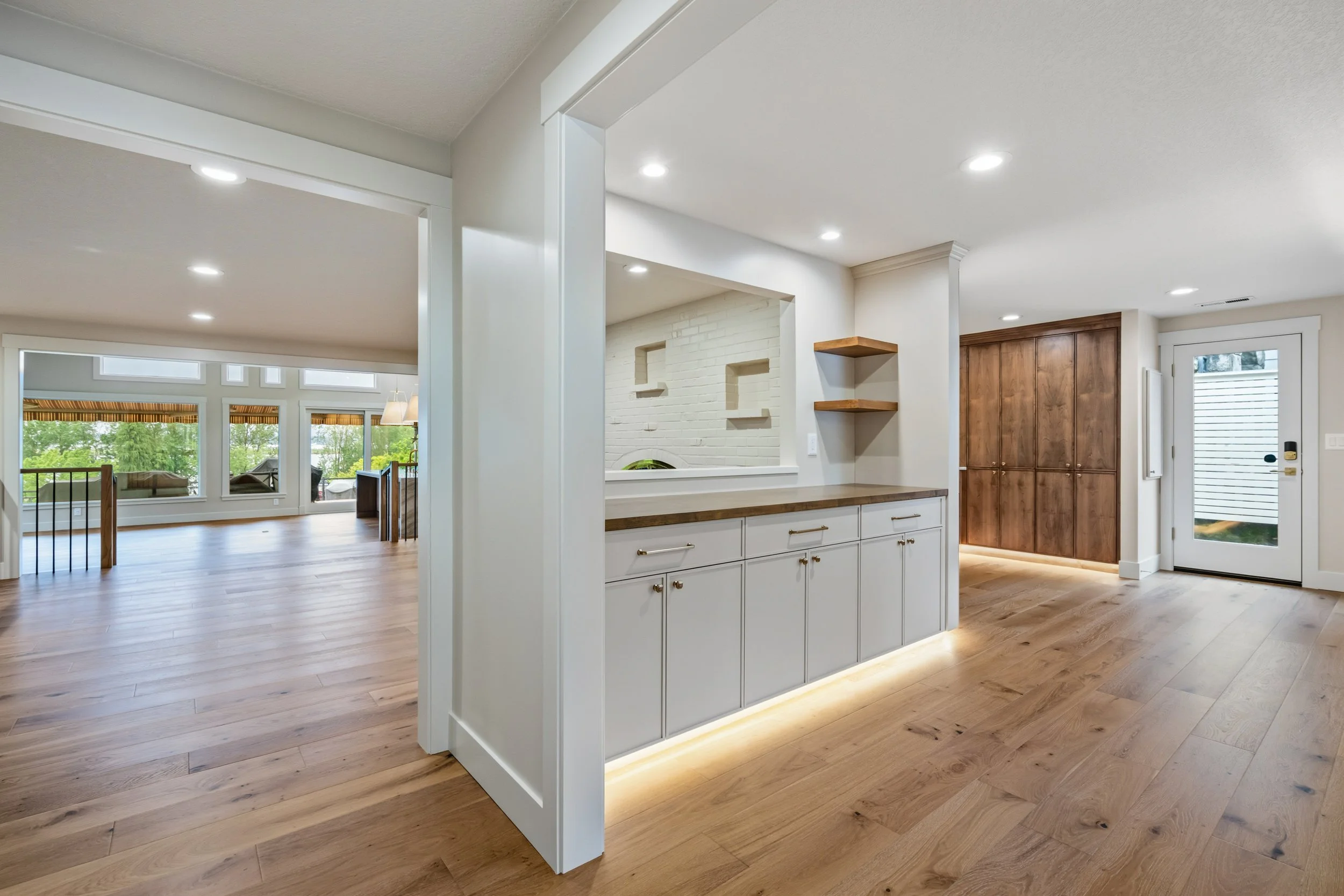 evergreen-highway-renovation-vancouver-wa-12-dining-room-pass-through.jpg