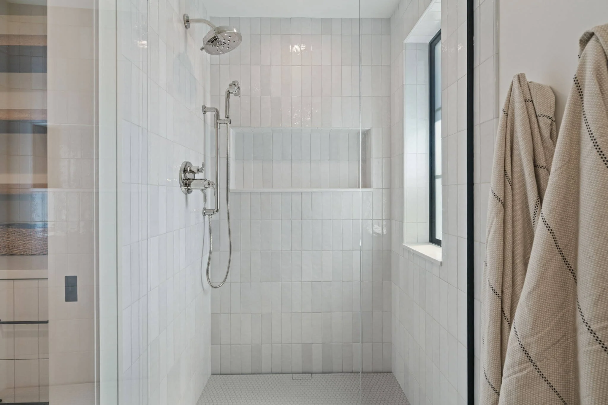 Spiller-Stairwell-02 - Battle Ground Home Additions (46).jpg