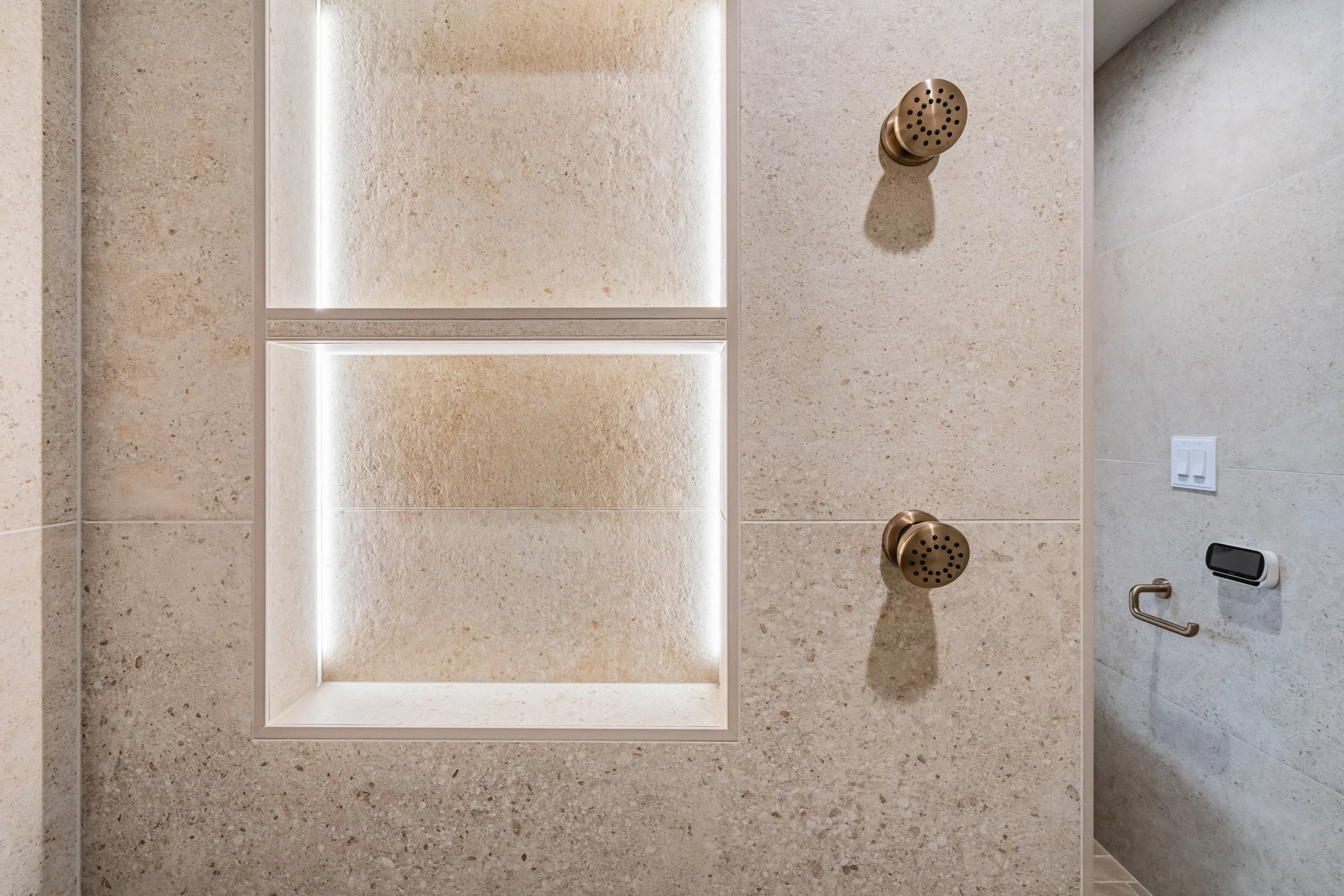 evergreen-highway-renovation-vancouver-wa-16-primary-bath-lit-niche.jpg