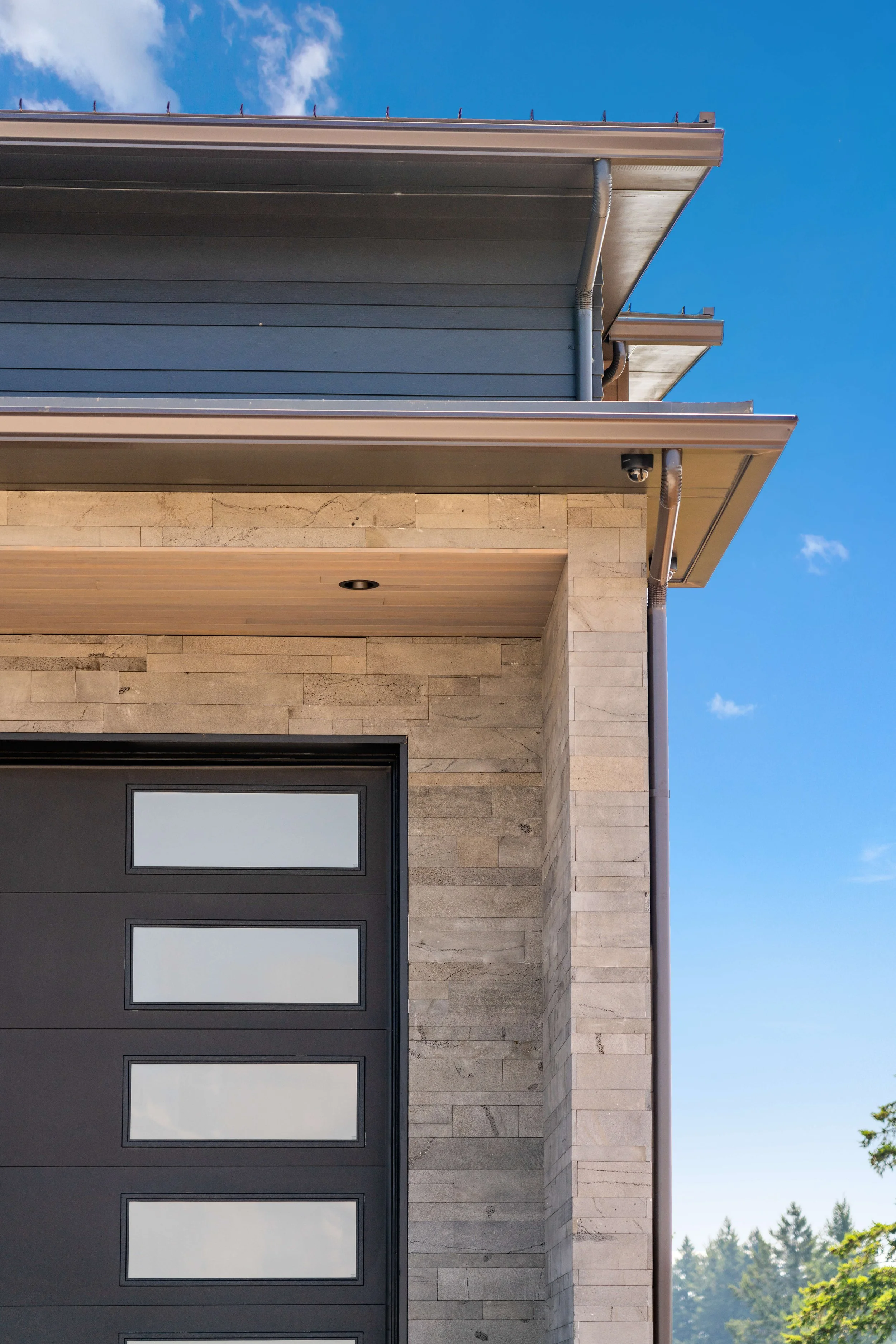 Epic Camas Outbuilding