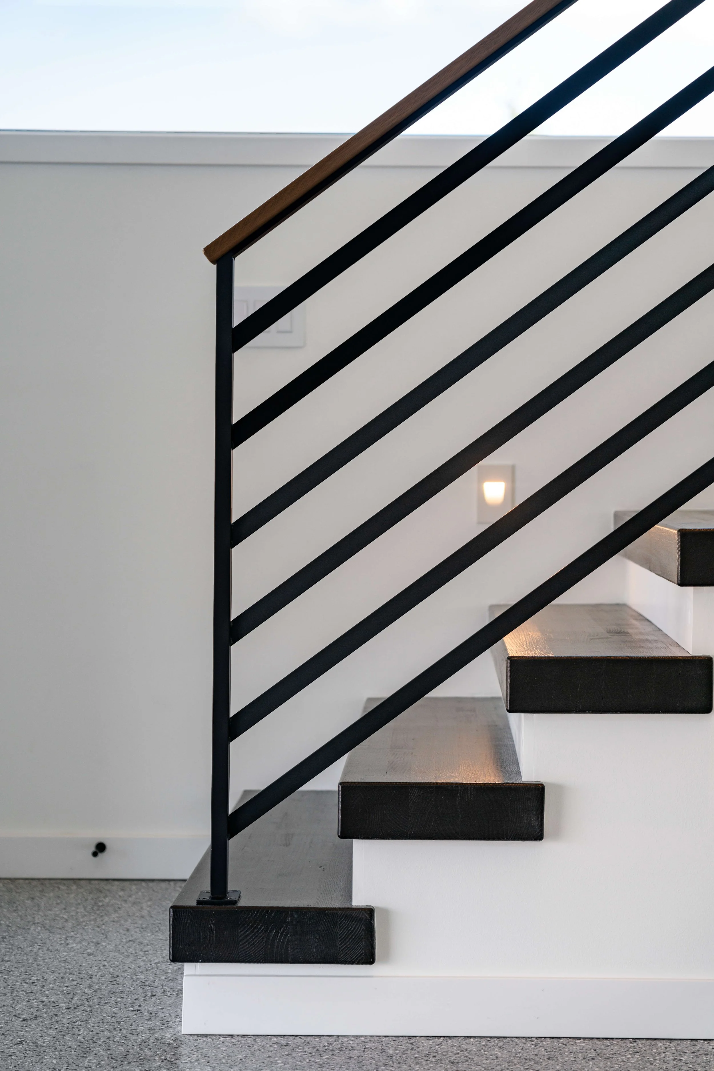 Bue-Braun-Studio-04 Custom Shop Camas, WA (14).jpg