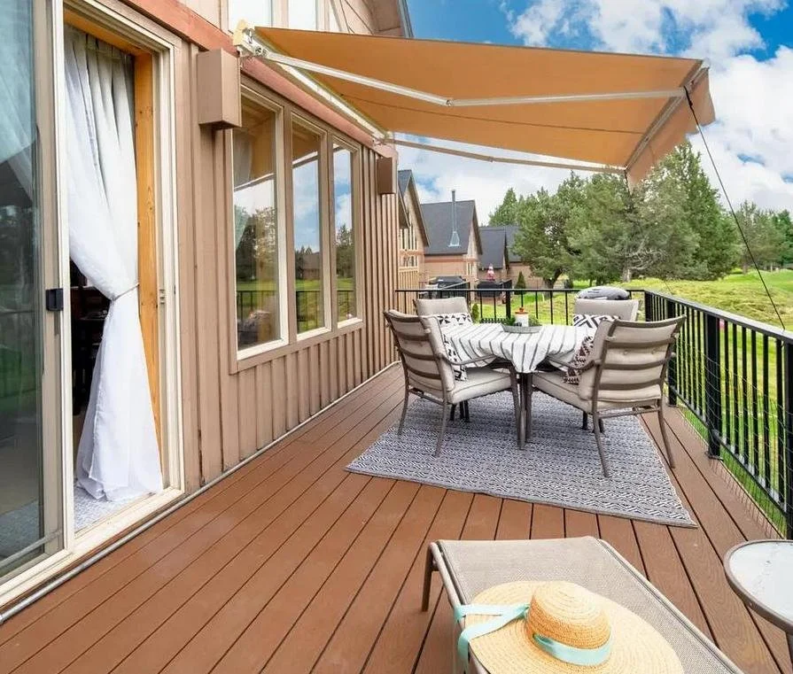 25. Back Deck Dining.jpg