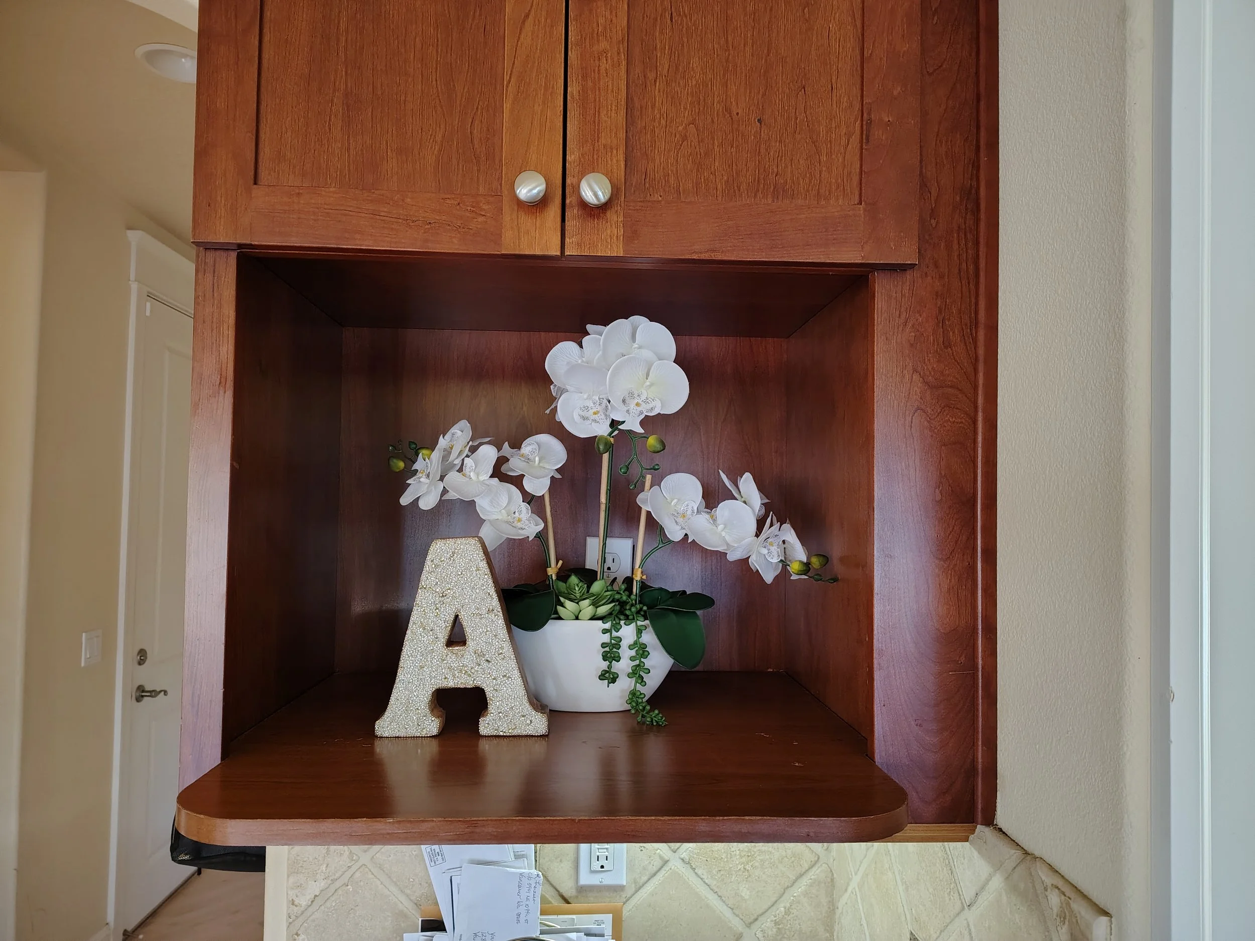 3. Kitchen, Pretty Details.jpg