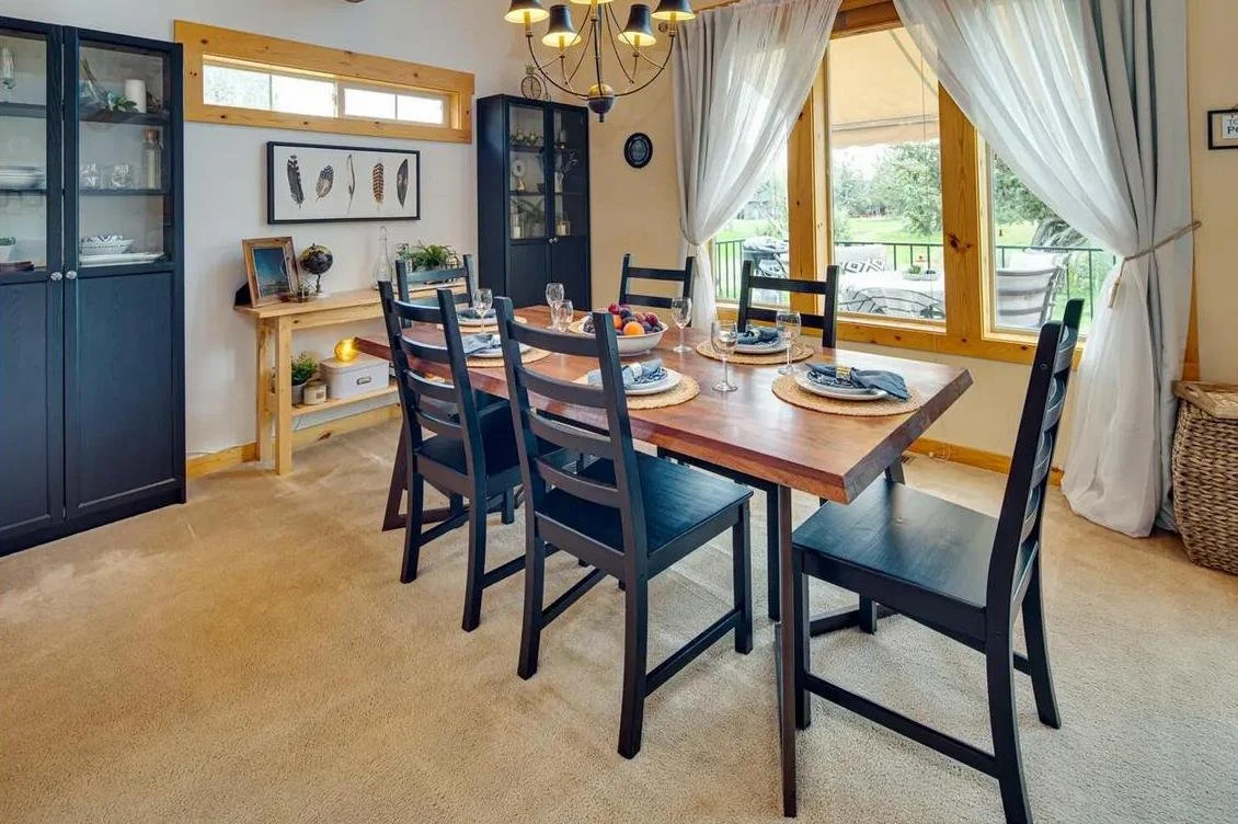 8. Dining Room, out to deck.jpg