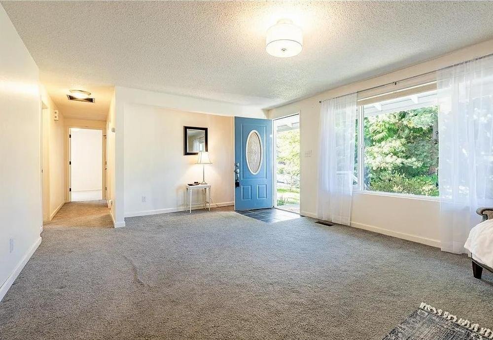 2. Entry from Living Room.jpg