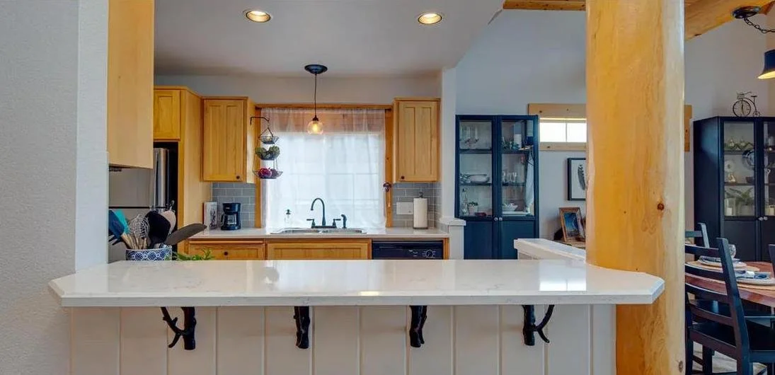 12. Breakfast Bar.jpg