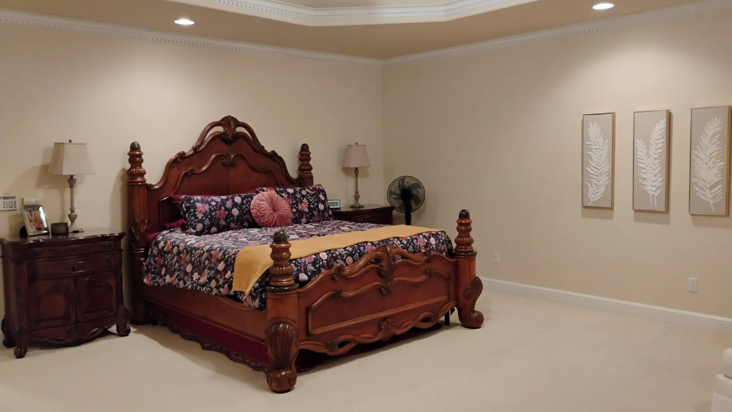 13. Principle Bed.jpg