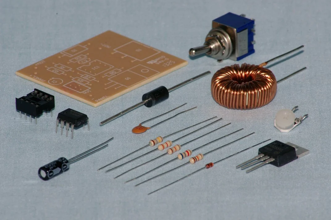 SOLLV_kit_2015_01.JPG (Copy)