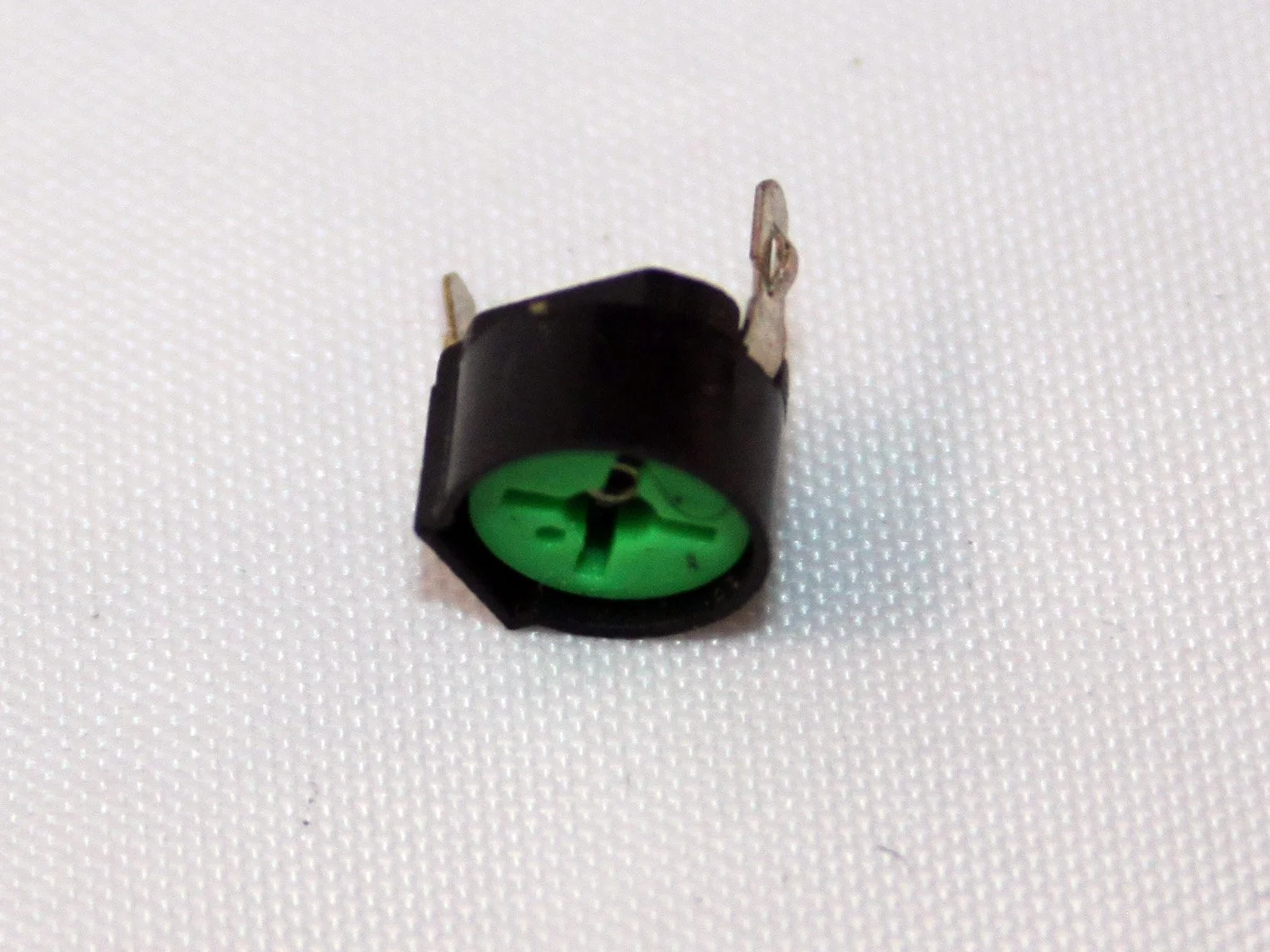 TRIMMER CAPACITOR
