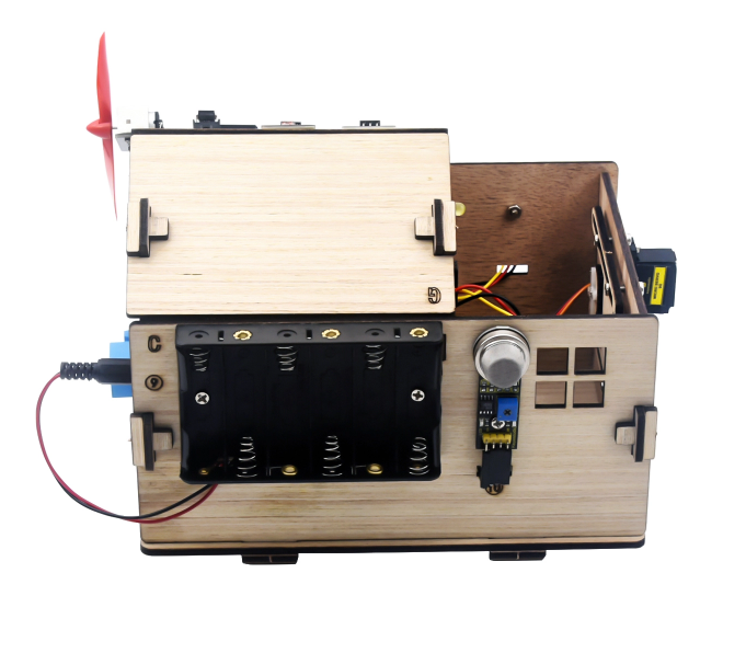 SMARTHOUSE_Smart_Home_Kit_w_PLUS_Brd_side_view.png