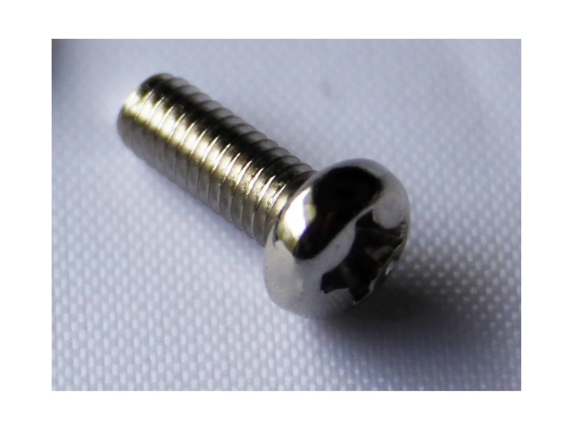 BOLT8_Bolt_M3x8.jpg