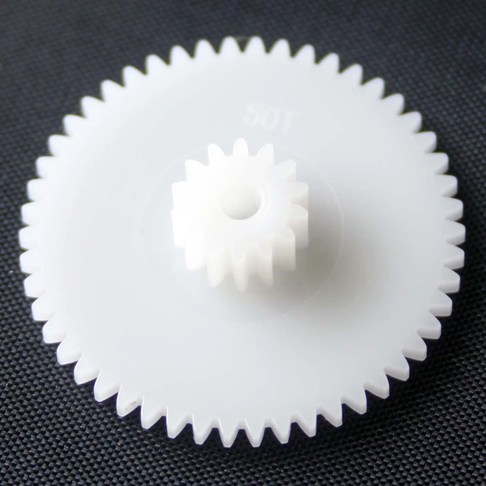 GEAR SPUR 50T X 10T X 2.4MM