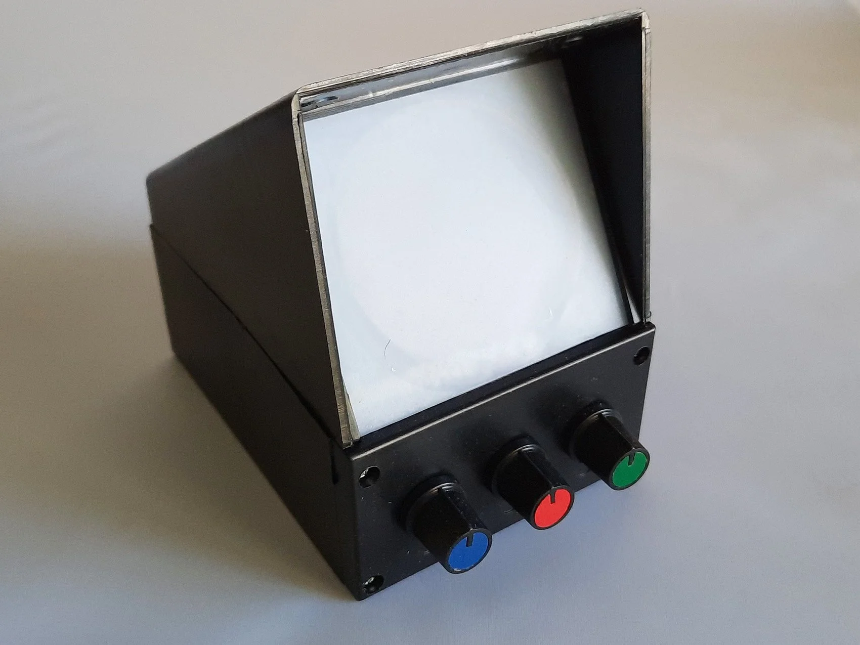 HLCOLMIXMIN_Mini_Colour_Mixer.jpg