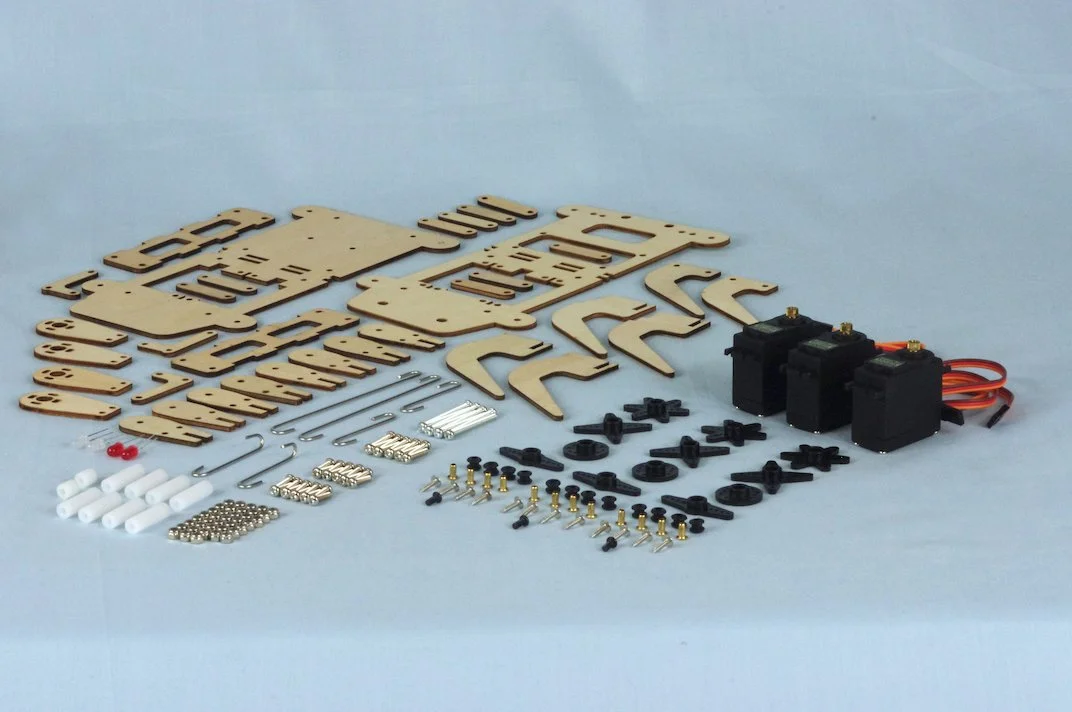 HEXAPOD_kit_2018-02.jpg