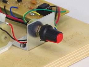 BRKTPOT_Bracket_Potentiometer_mounted_example_DEMOELGEN.jpg