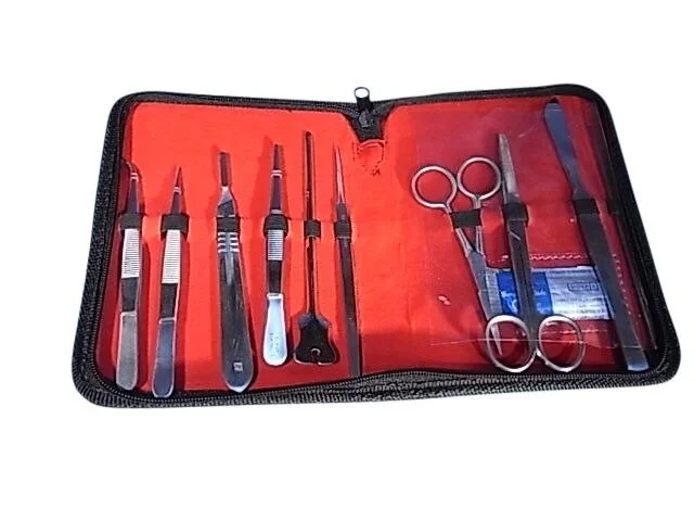 BI0641-01_dissecting-set-10-instruments.jpg