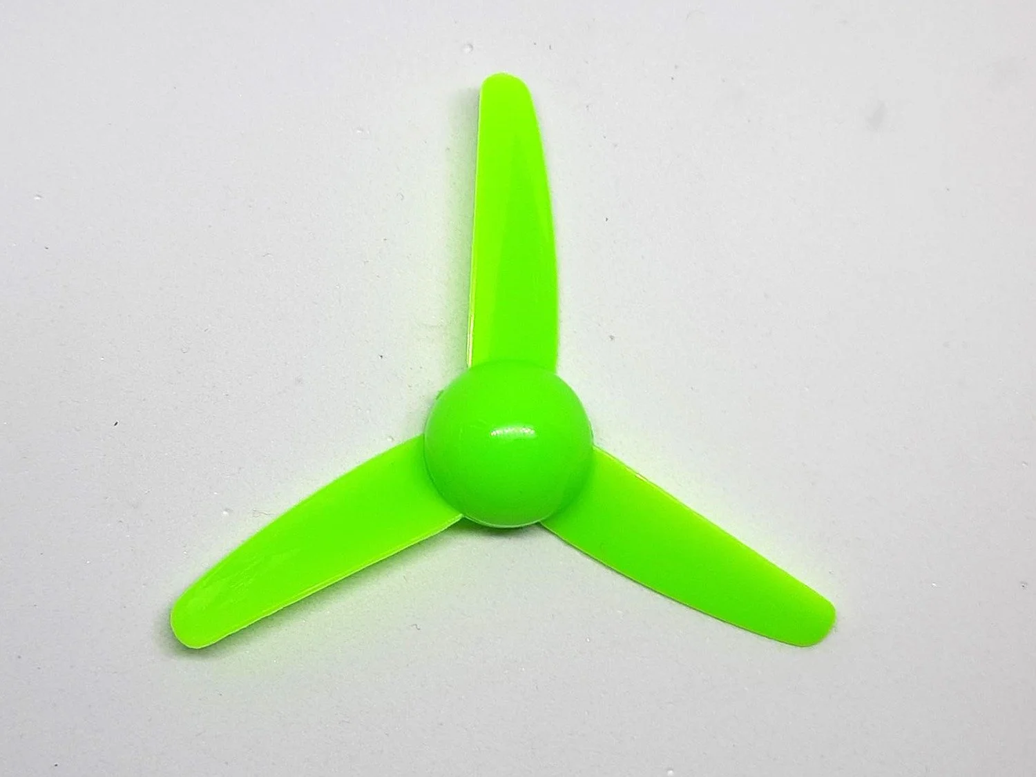 PROP380G_Propeller_3_blade_D80mm_green_1.jpg
