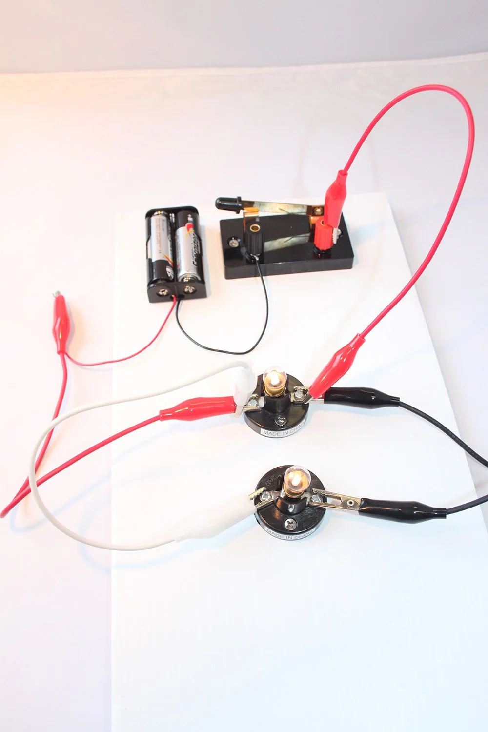 Circuit-example_1.jpg (Copy) (Copy) (Copy)