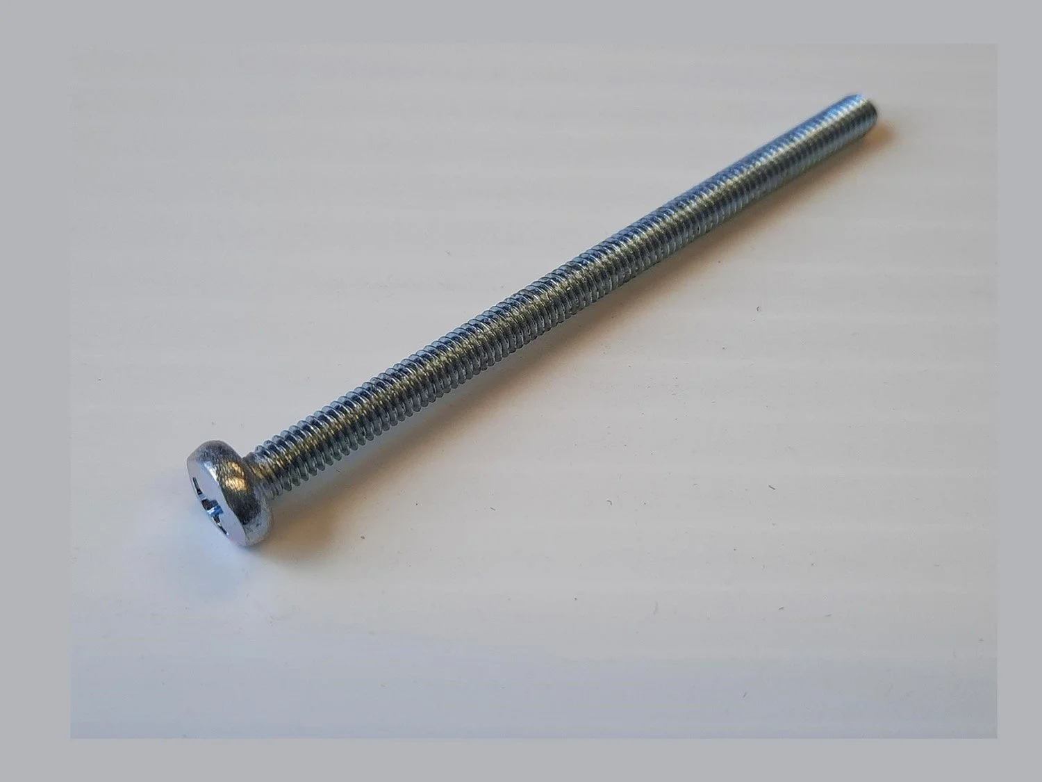BOLTM4x65_single_head_closeup2.jpg