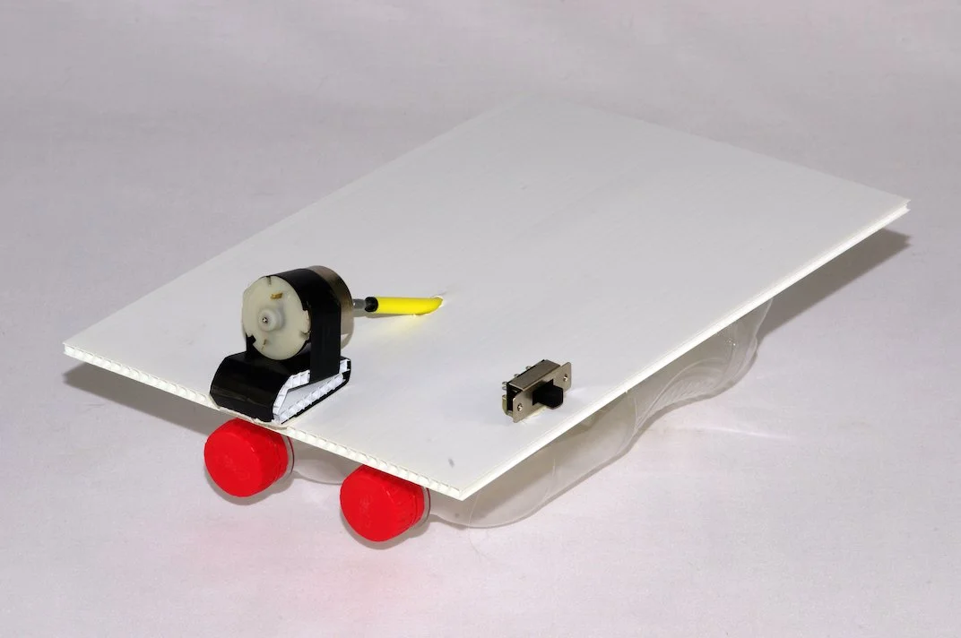 JUNIOR SOLAR BOAT