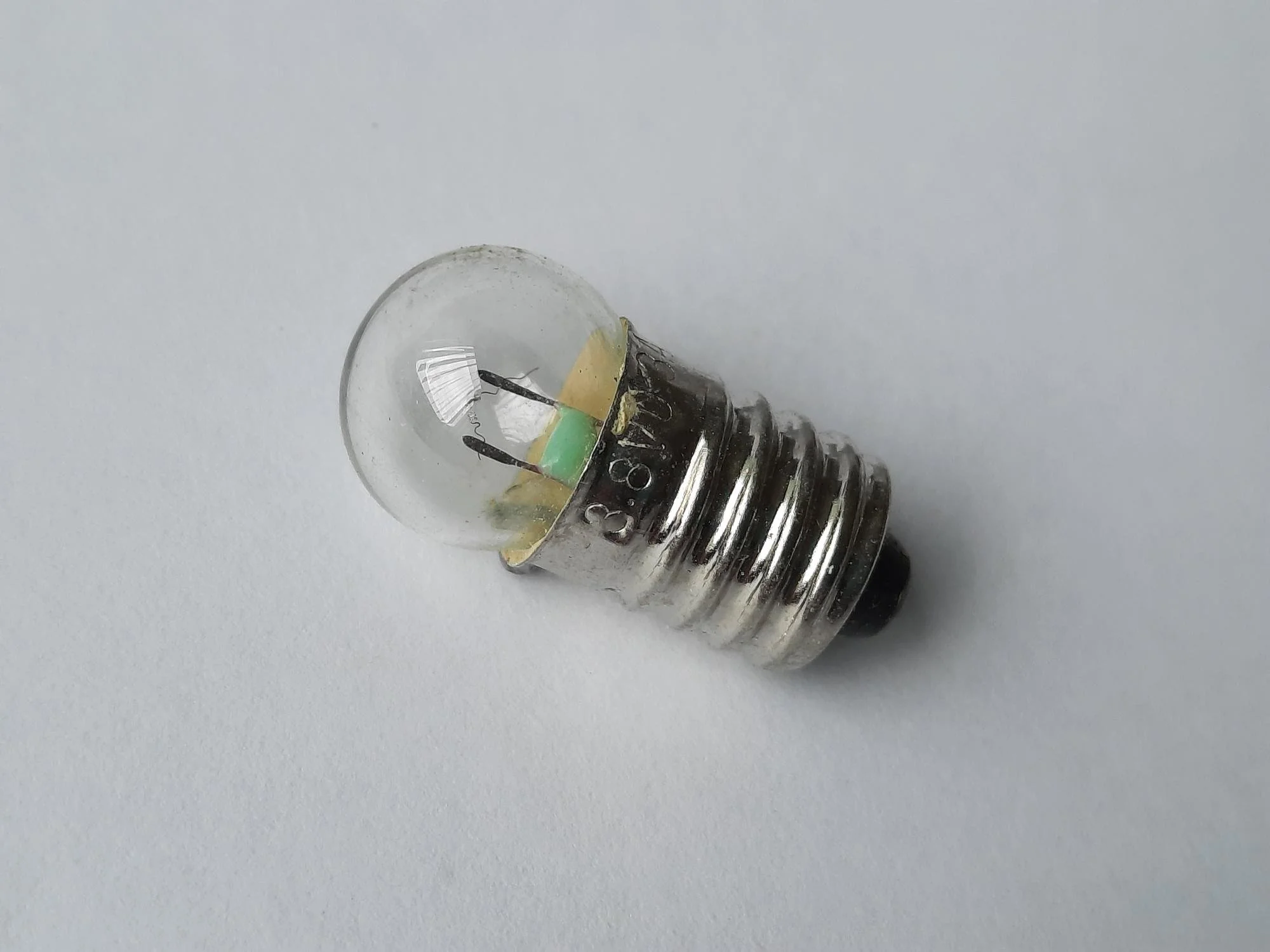LIGHT BULB - MES MOUNT 3.8V 0.3A (PACK OF 10)