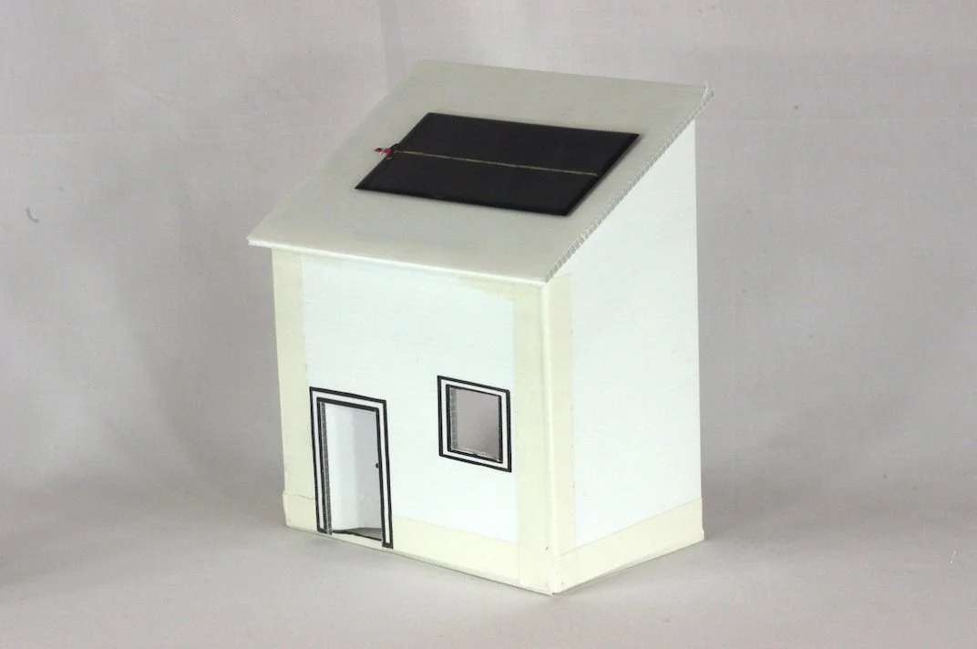 SolarHouse_Outside_prototype_2018-01.JPG