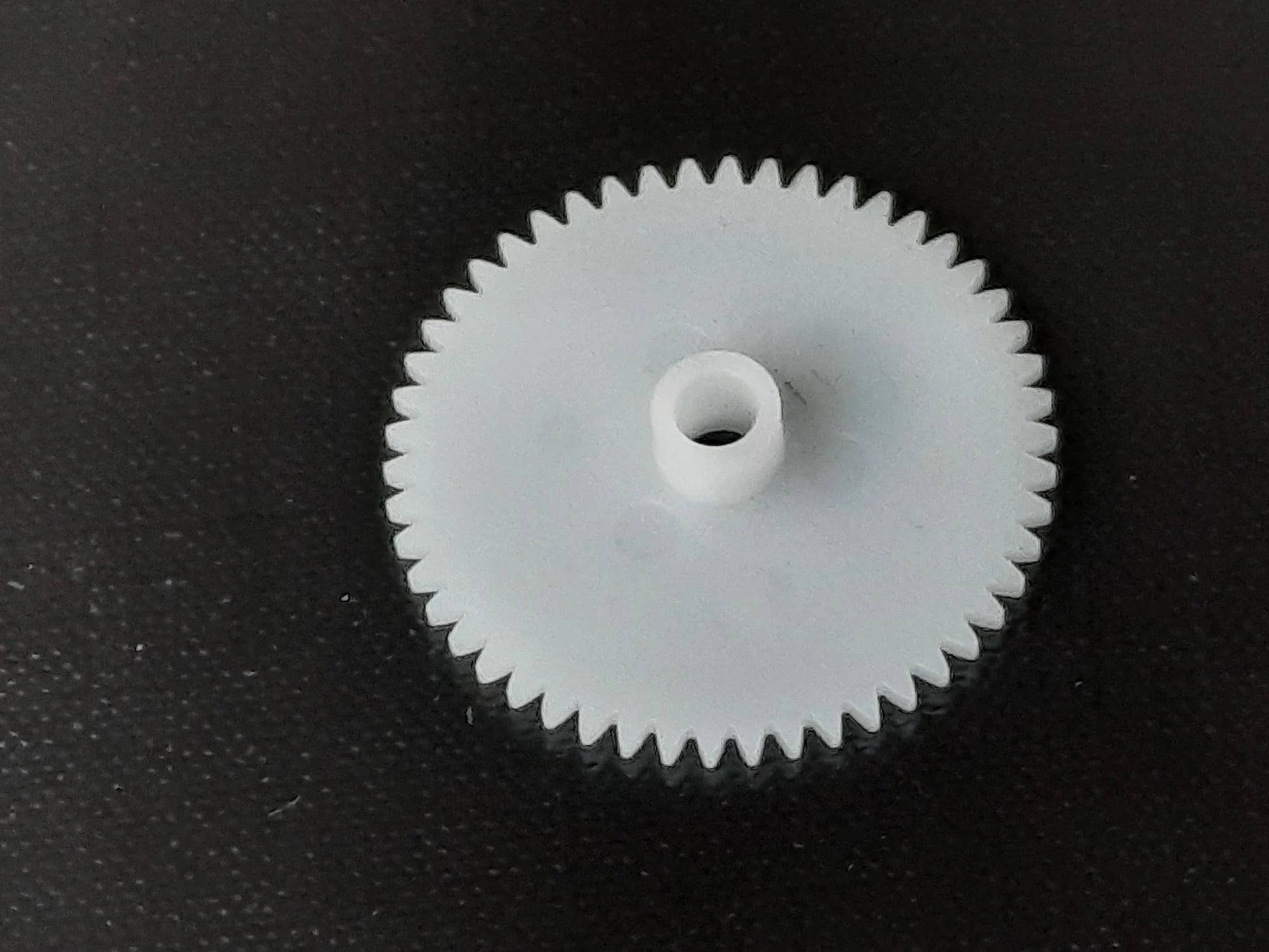 GEAR SPUR - 0.6 MODULE - 50T X 4L X 3.9MM DIA. HOLE BOSSED (PACK OF 5)