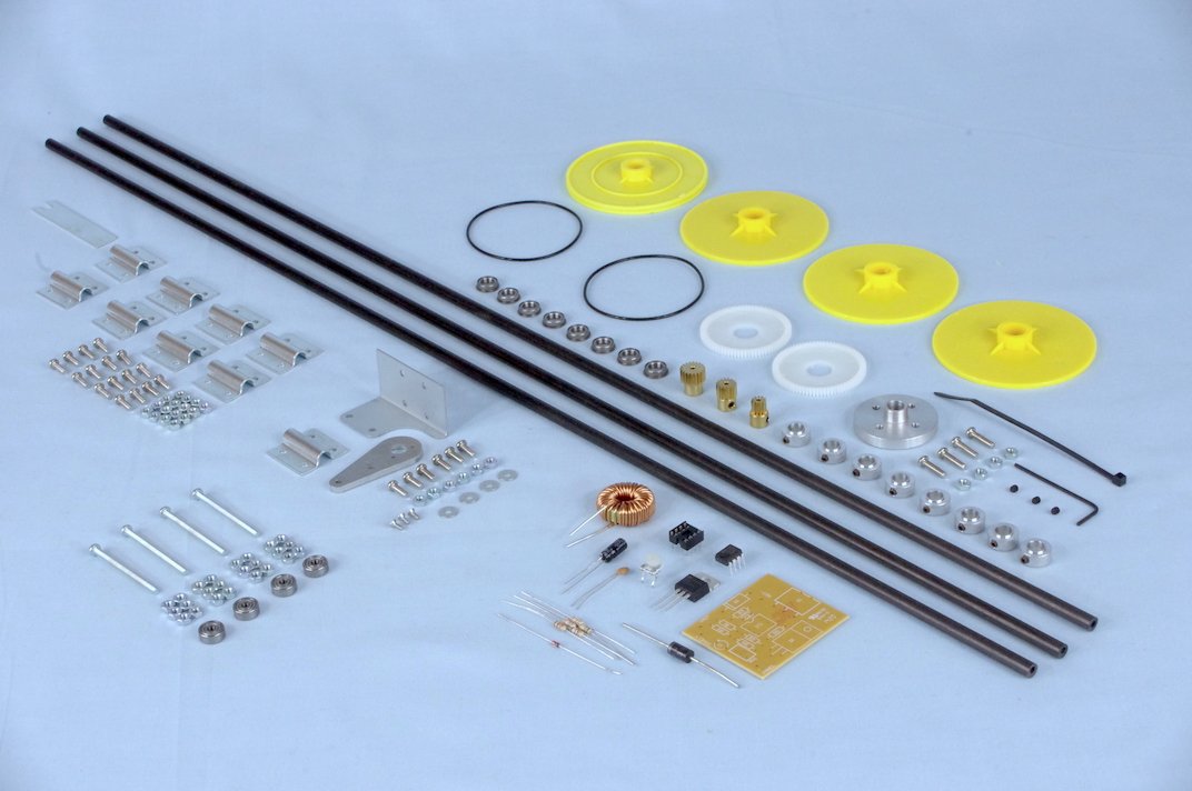 CHALLENGER_kit_2018_01.JPG (Copy)