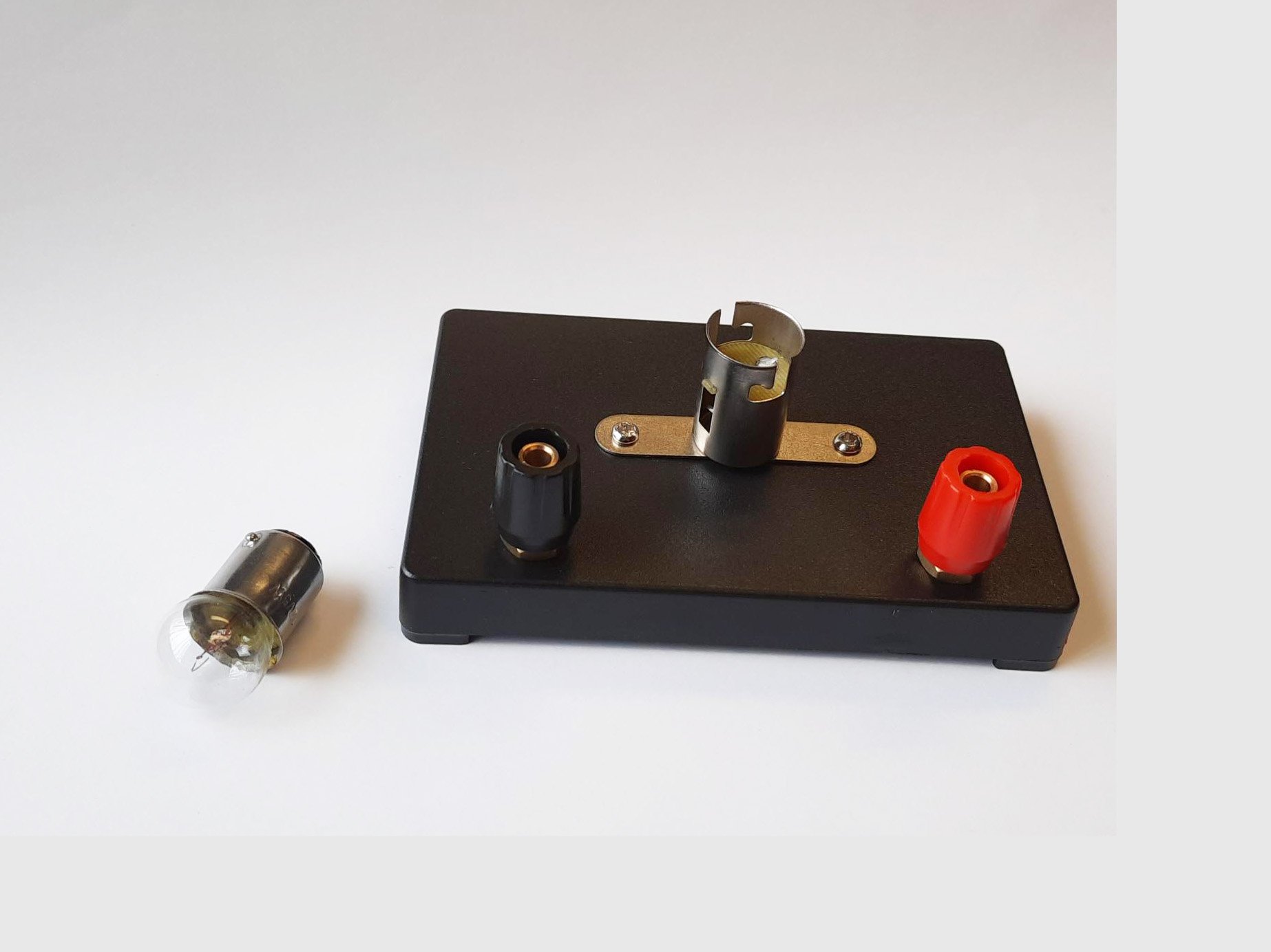 LAMP HOLDER - SBC TYPE GLOBE WITH SPIN FREE TERMINALS