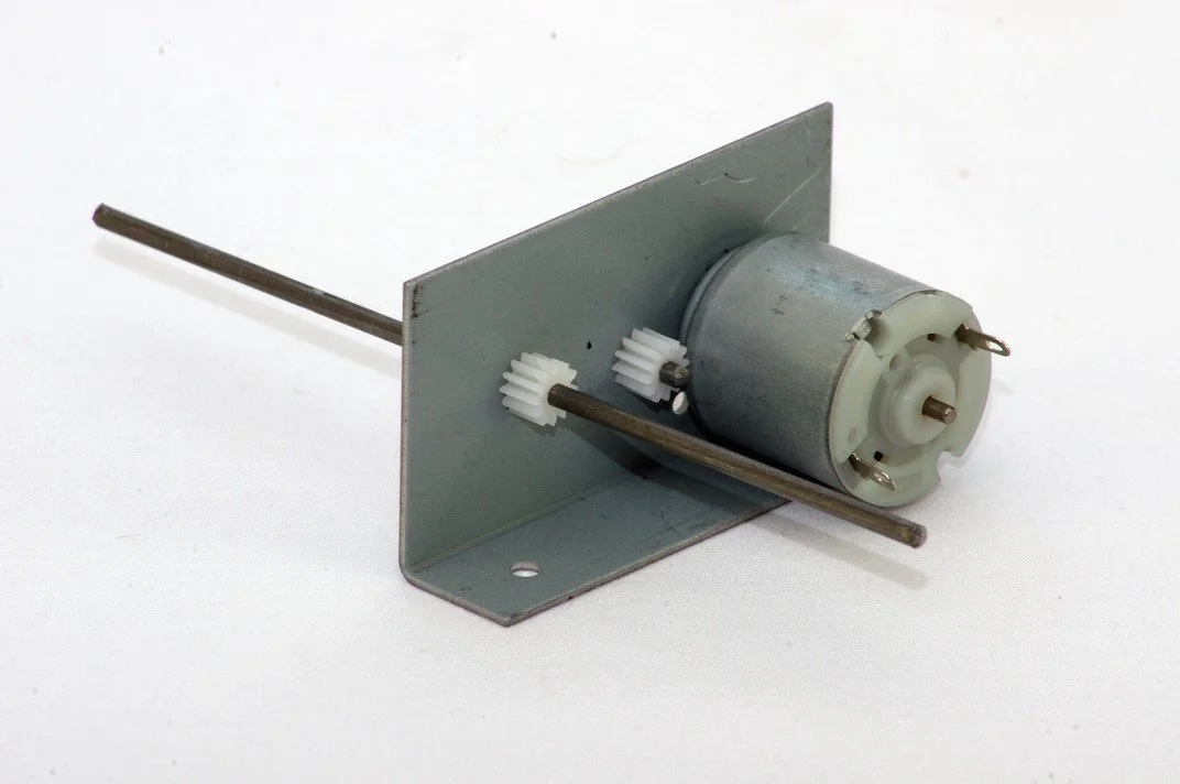 GBASIC Basic Gearbox rear.jpg