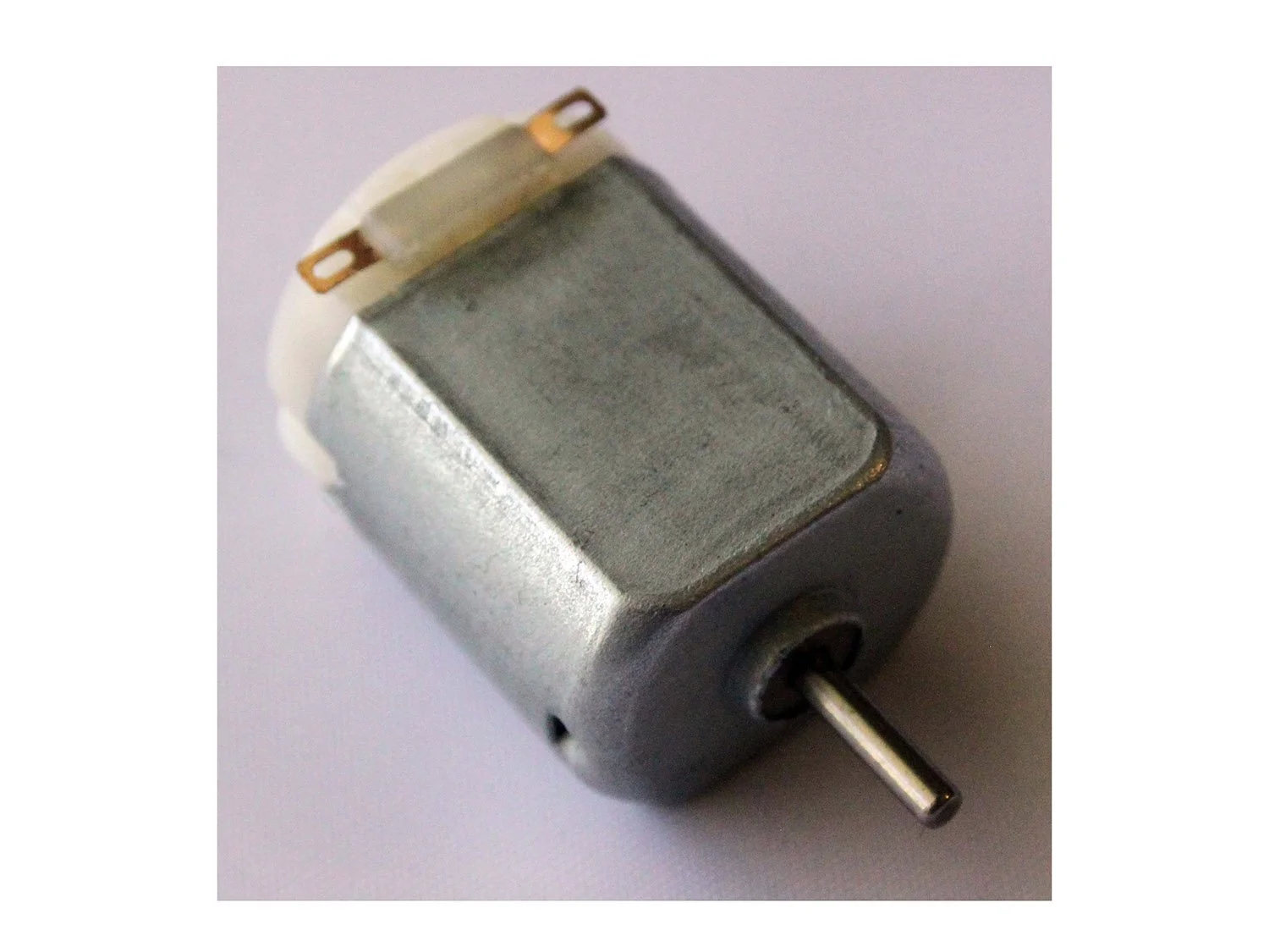 MOTOR 12: 1.5 - 4.5V ELECTRIC MOTOR (PACK OF 5)