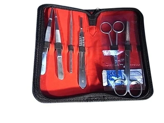 DISSECTING SET IN WALLET - 7 INSTRUMENTS