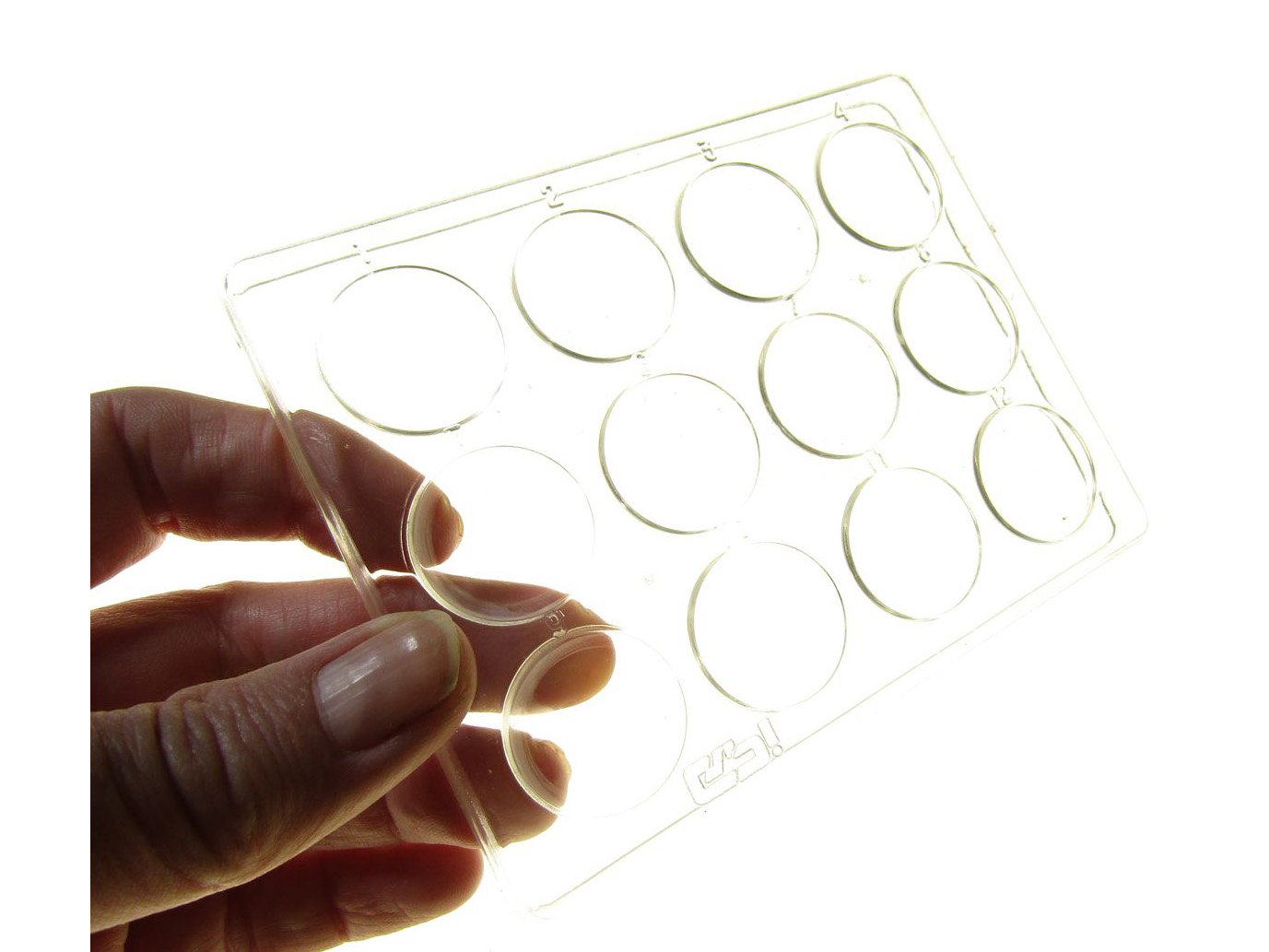 TILE CAVITY SPOTTING PLATE - CLEAR PLASTIC - 12 DEPRESSIONS